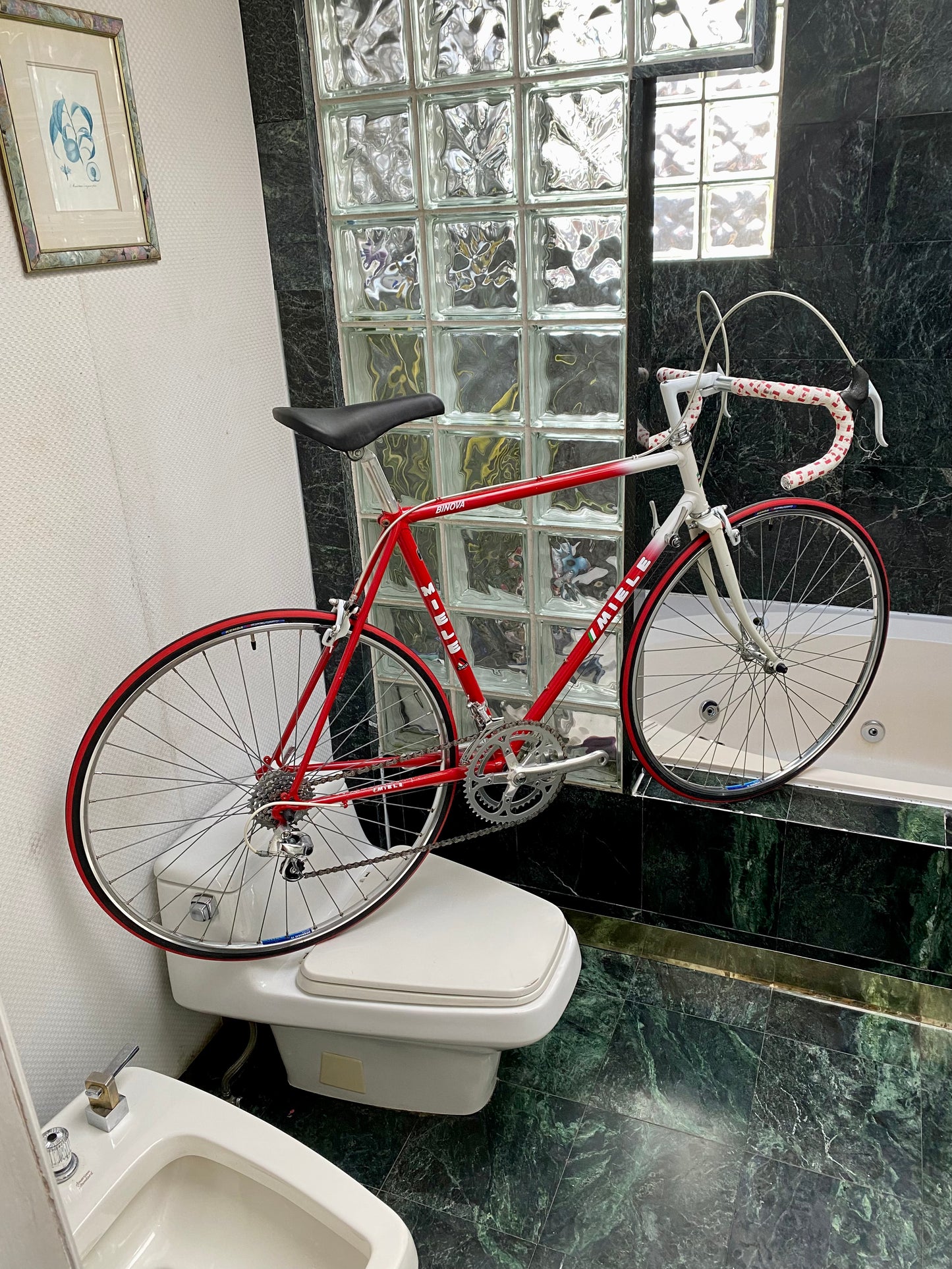 (SIZE 55cm) 1980's MIELE BINOVA ROAD BIKE - RED & WHITE - NICE