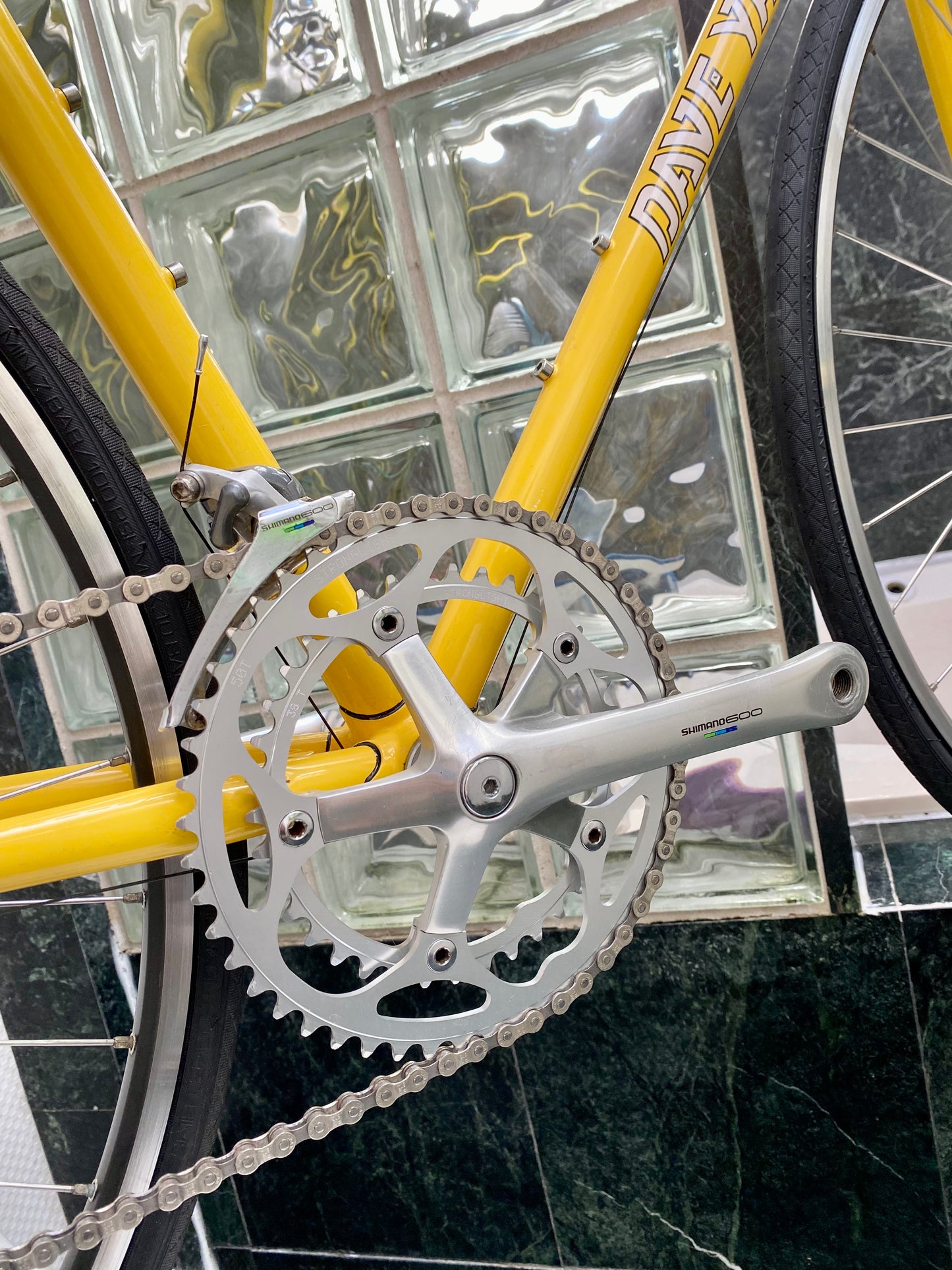 (SIZE 53cm) 1990's DAVE YATES ROAD BIKE - SHIMANO 600