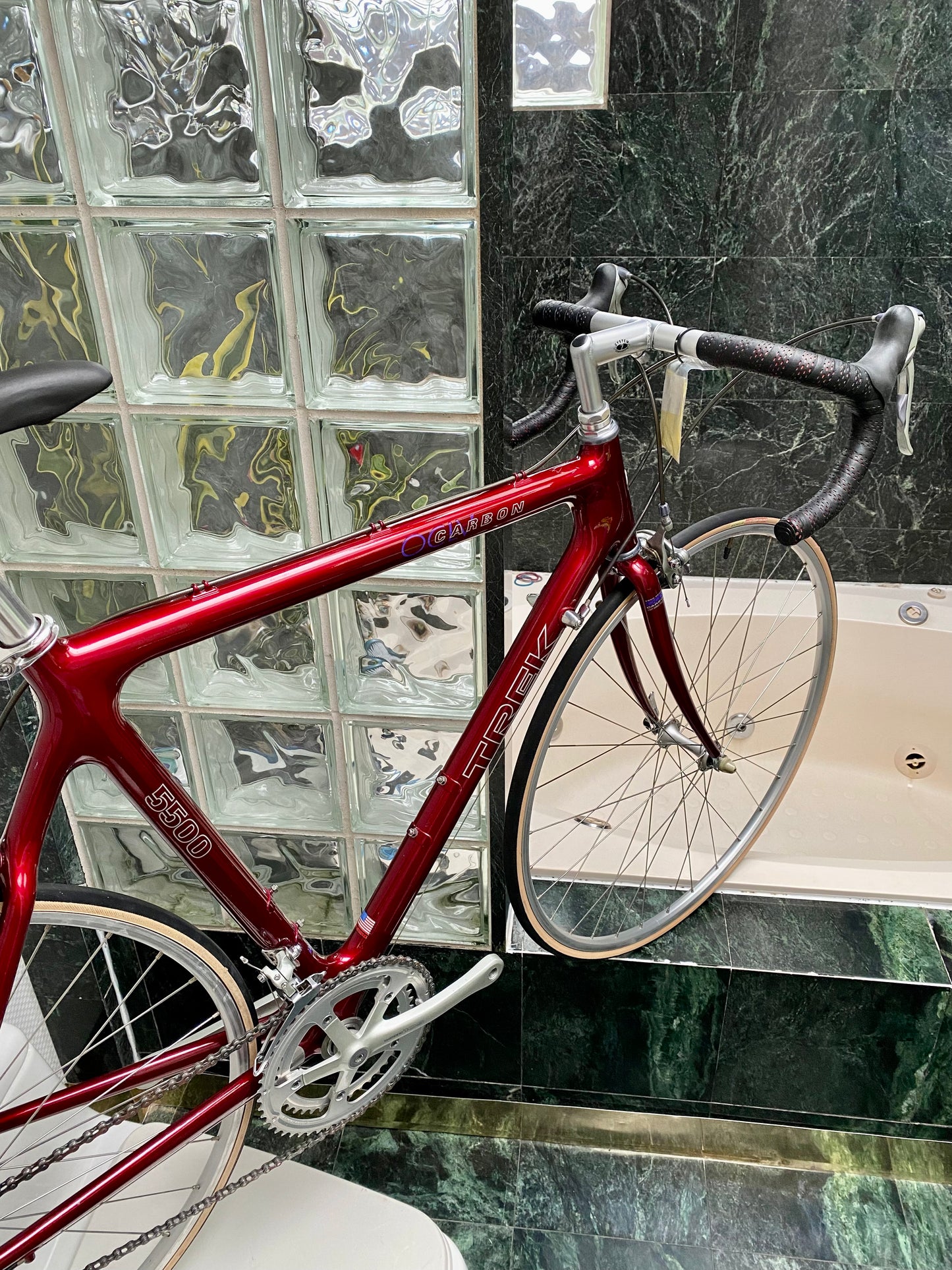 (SIZE 57cm) EARLY-1990's TREK 5500 CARBON ROAD BIKE - SHIMANO 105