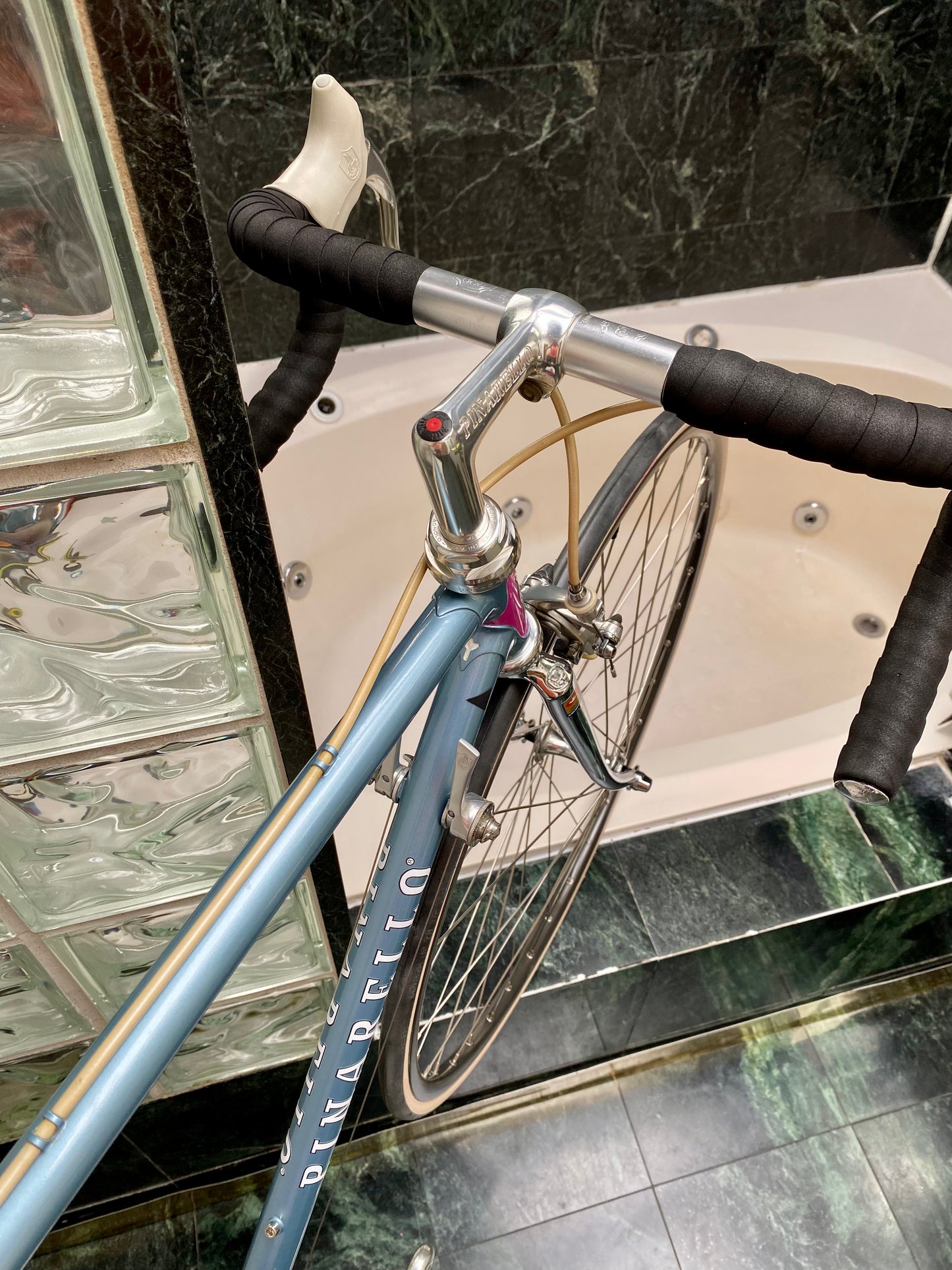 (SIZE 52cm) 1980's PINARELLO ROAD BIKE - CAMPAGNOLO CHORUS - LIKE NEW