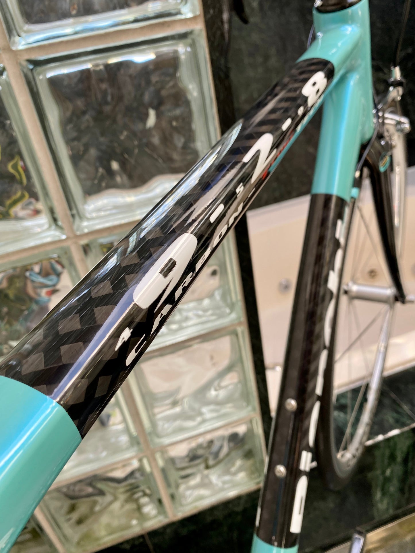 (SIZE 54cm) CLASSIC BIANCHI 928 T-CUBE ROAD BIKE - CELESTE - CAMPAGNOLO CHORUS