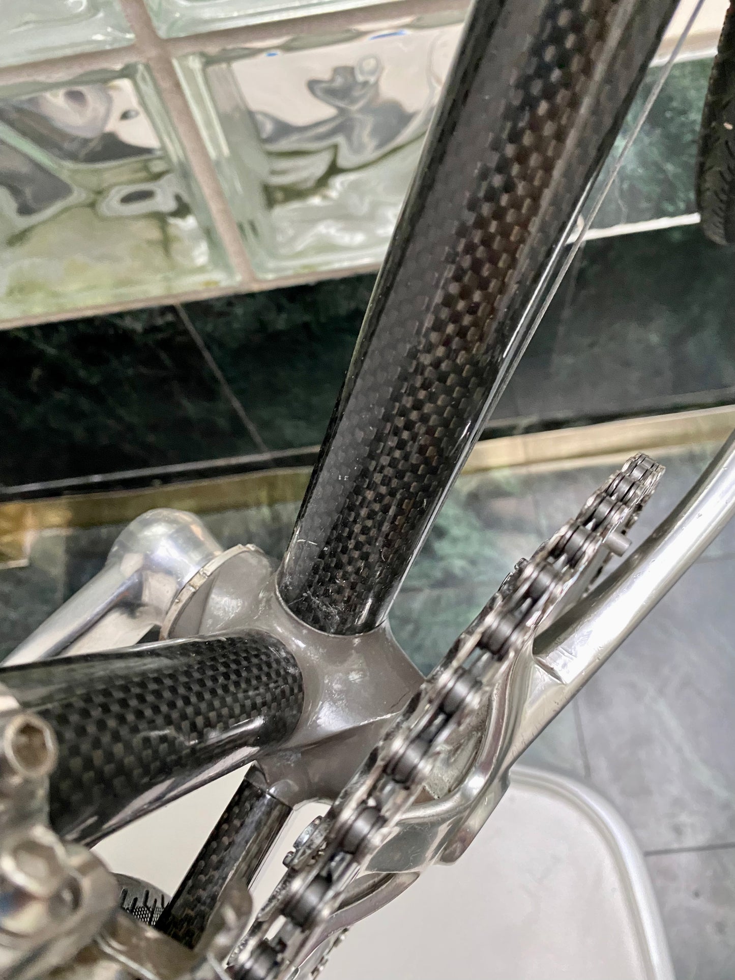 (SIZE 54cm) 1990's GIANT CARBON ROAD BIKE