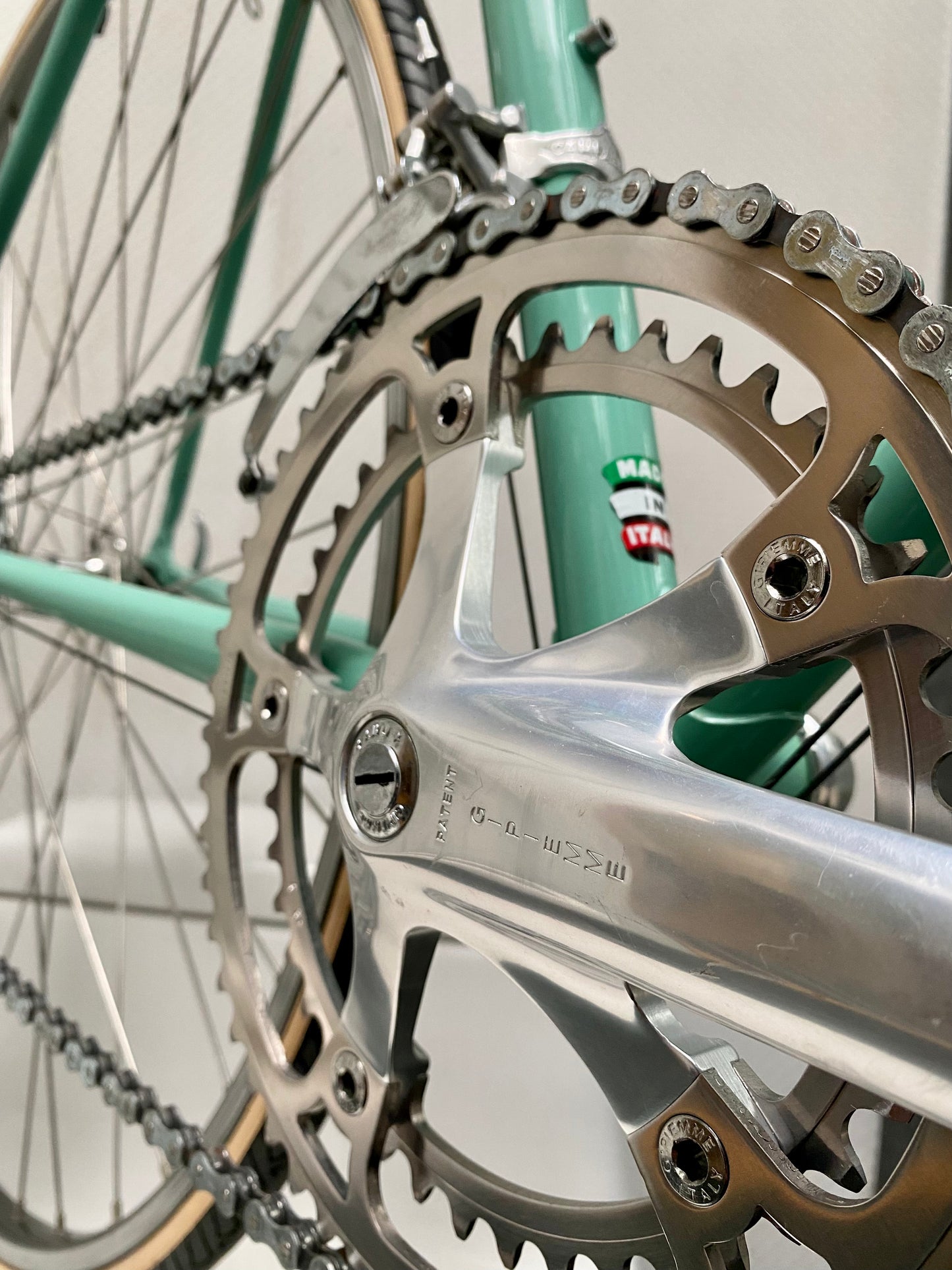 (SIZE 53cm) 1980's BIANCHI TROFEO ROAD BIKE - CAMPAGNOLO - COLUMBUS - LIKE NEW