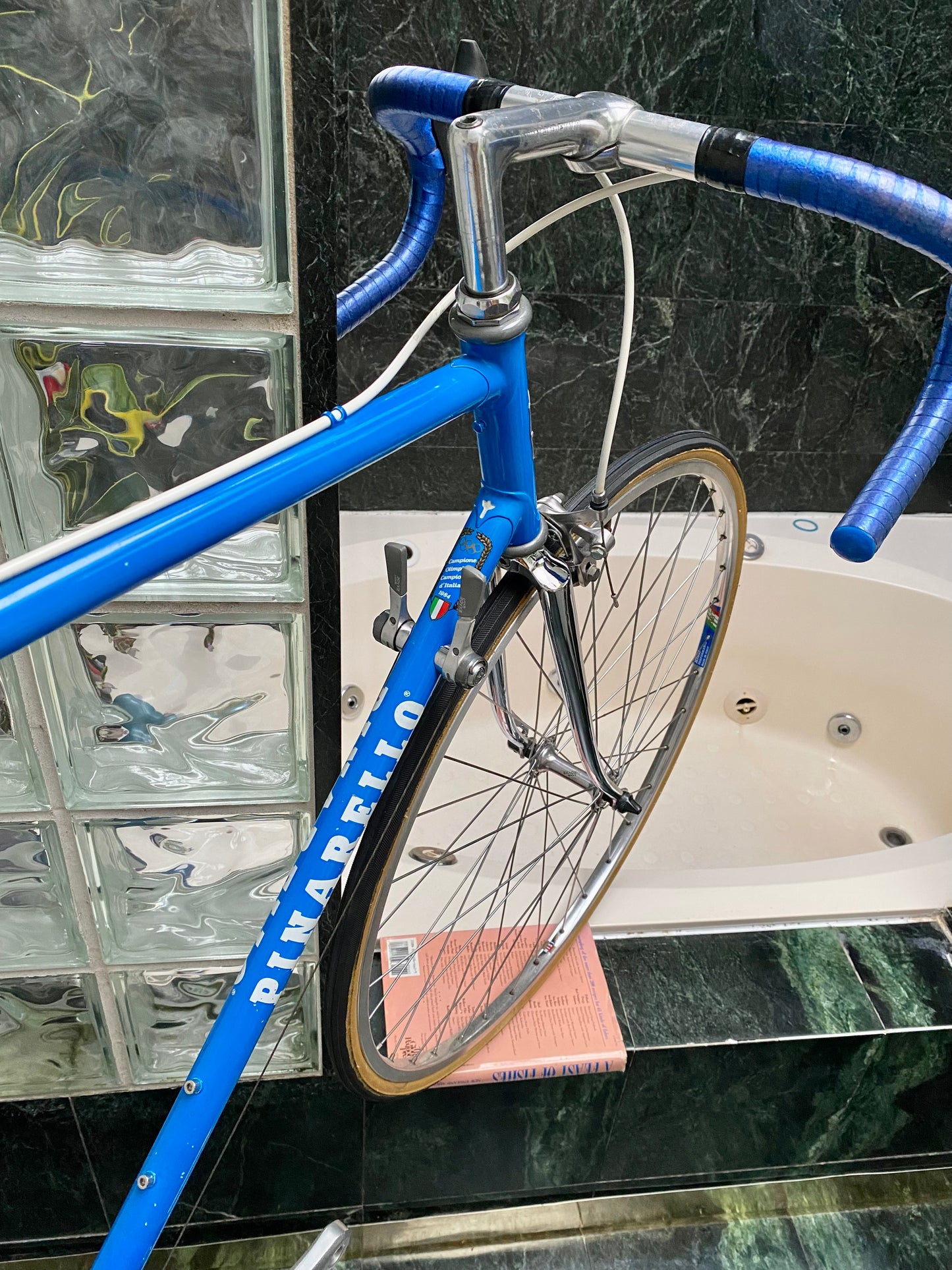 (SIZE 56cm) 1980's PINARELLO ROAD BIKE - EXCELLENT CONDITION