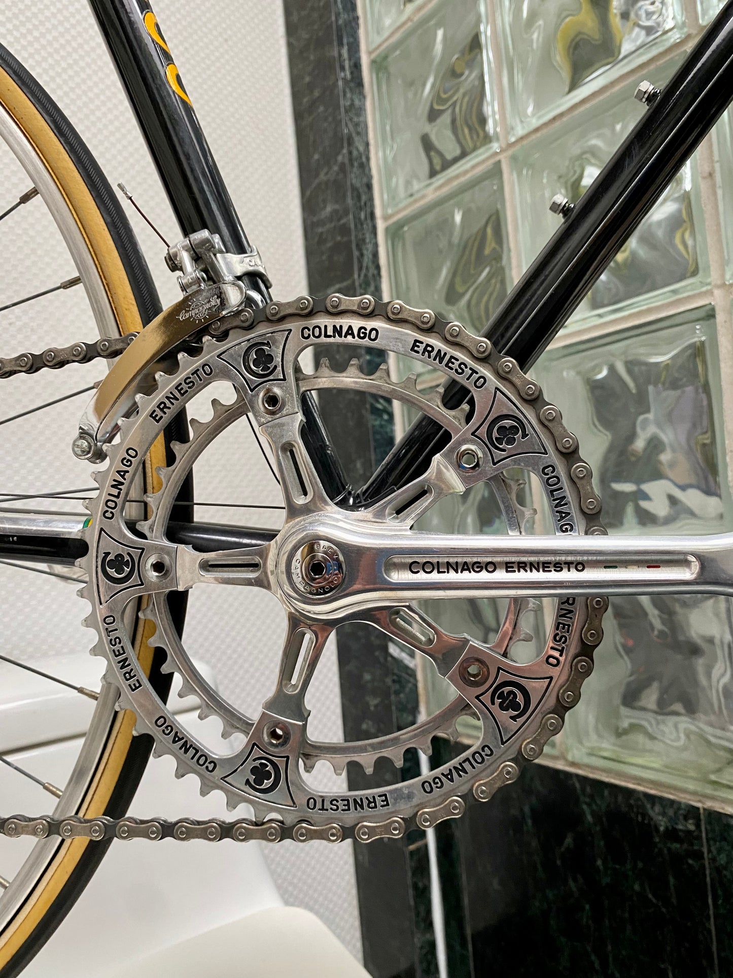 (SIZE 59cm) 1970's COLNAGO ROAD BIKE - CAMPAGNOLO - SENSATIONAL