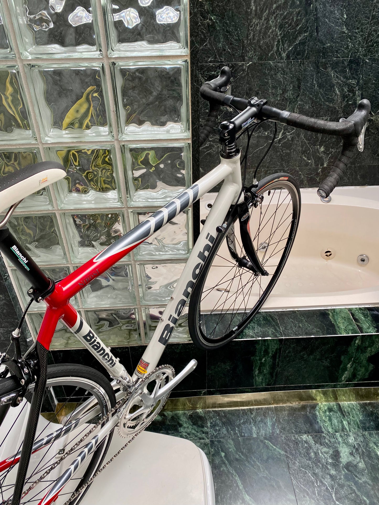 (SIZE 56cm) NOS / BRAND NEW CLASSIC BIANCHI ROAD BIKE - CAMPAGNOLO