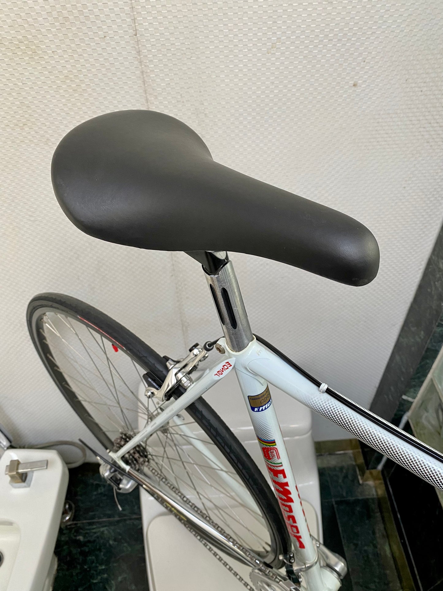 (SIZE 55cm) 1980's MOSER ROAD BIKE - SHIMANO 105 - ORIA SPECIAL