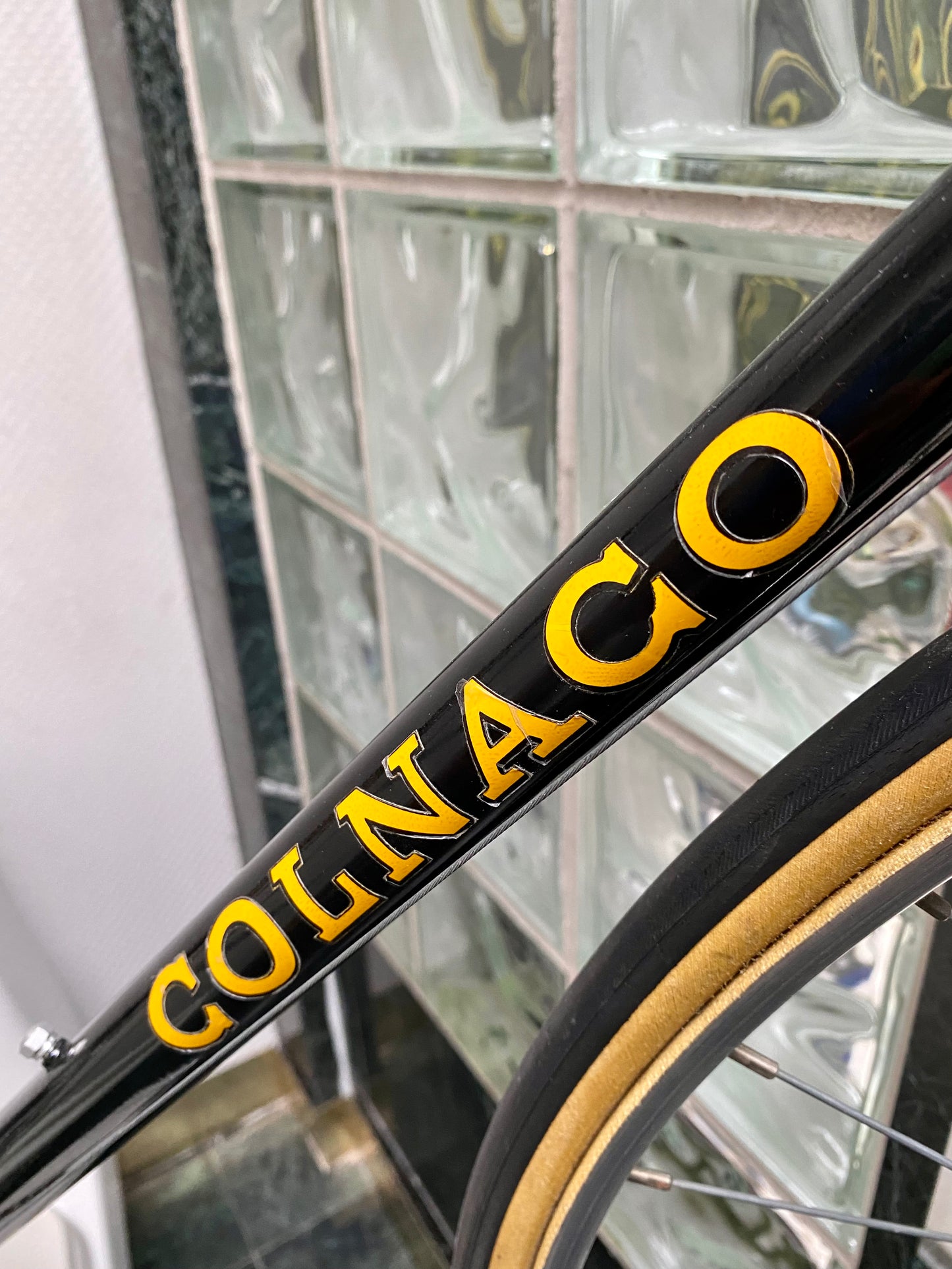 (SIZE 59cm) 1970's COLNAGO ROAD BIKE - CAMPAGNOLO - SENSATIONAL