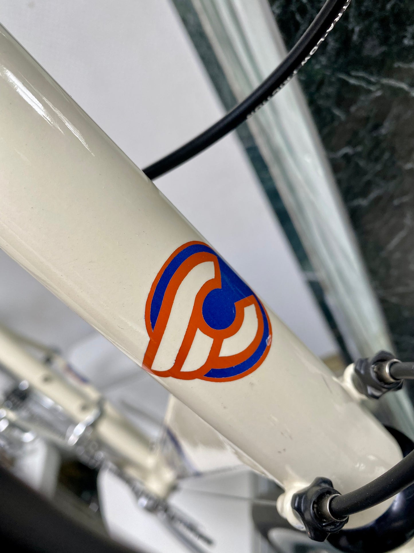 (SIZE 56cm) 1990's CINELLI PRO TEAM ROAD BIKE - CAMPAGNOLO ATHENA GROUPSET - LIKE NEW