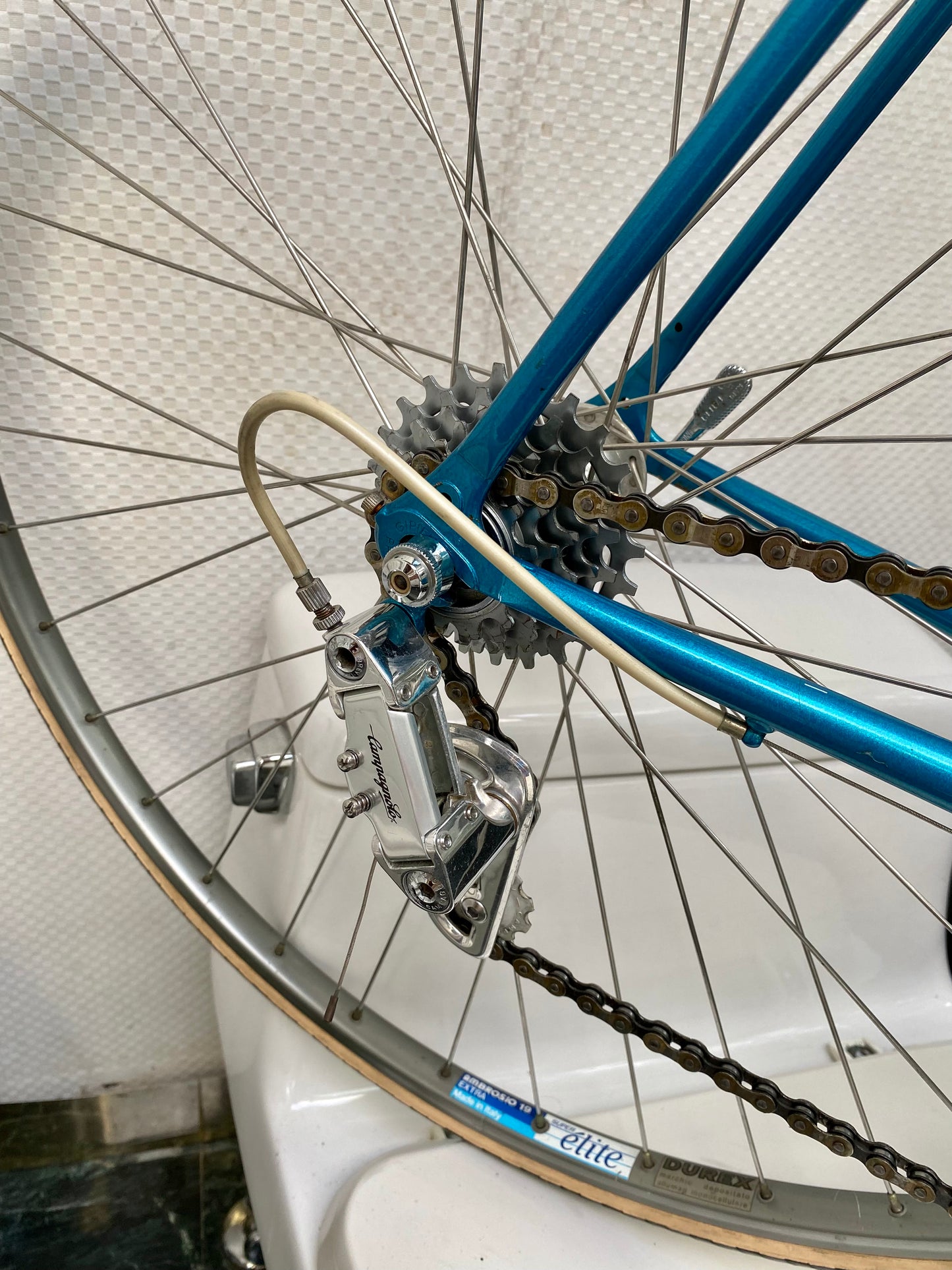 (SIZE 54cm) 1980's BIANCHI ROAD BIKE - CAMPAGNOLO