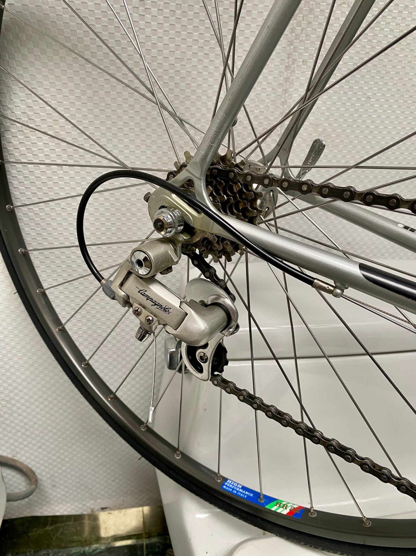 (SIZE 56cm) 1990's CINELLI UNICA ROAD BIKE - CAMPAGNOLO