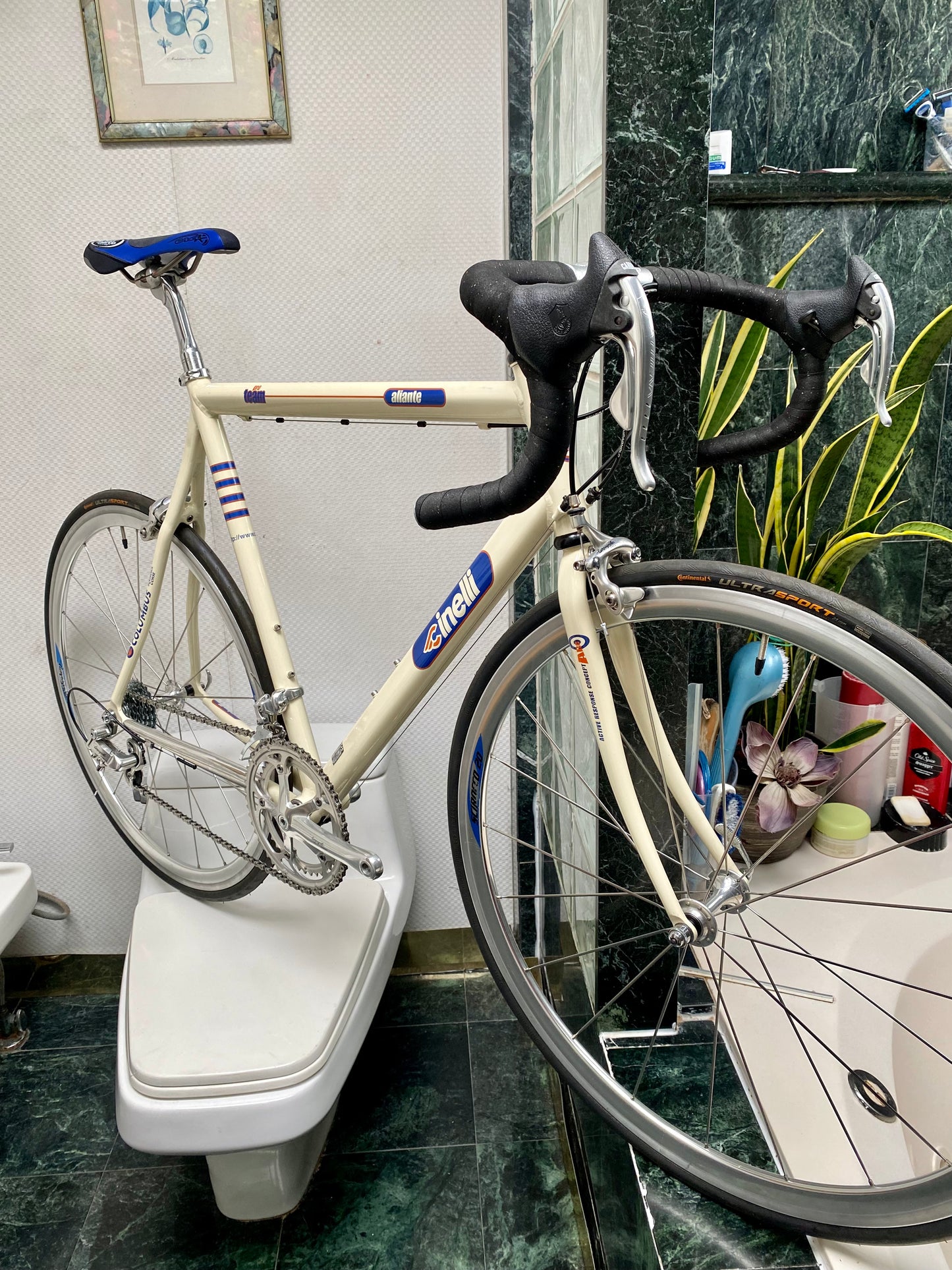 (SIZE 56cm) 1990's CINELLI PRO TEAM ROAD BIKE - CAMPAGNOLO ATHENA GROUPSET - LIKE NEW