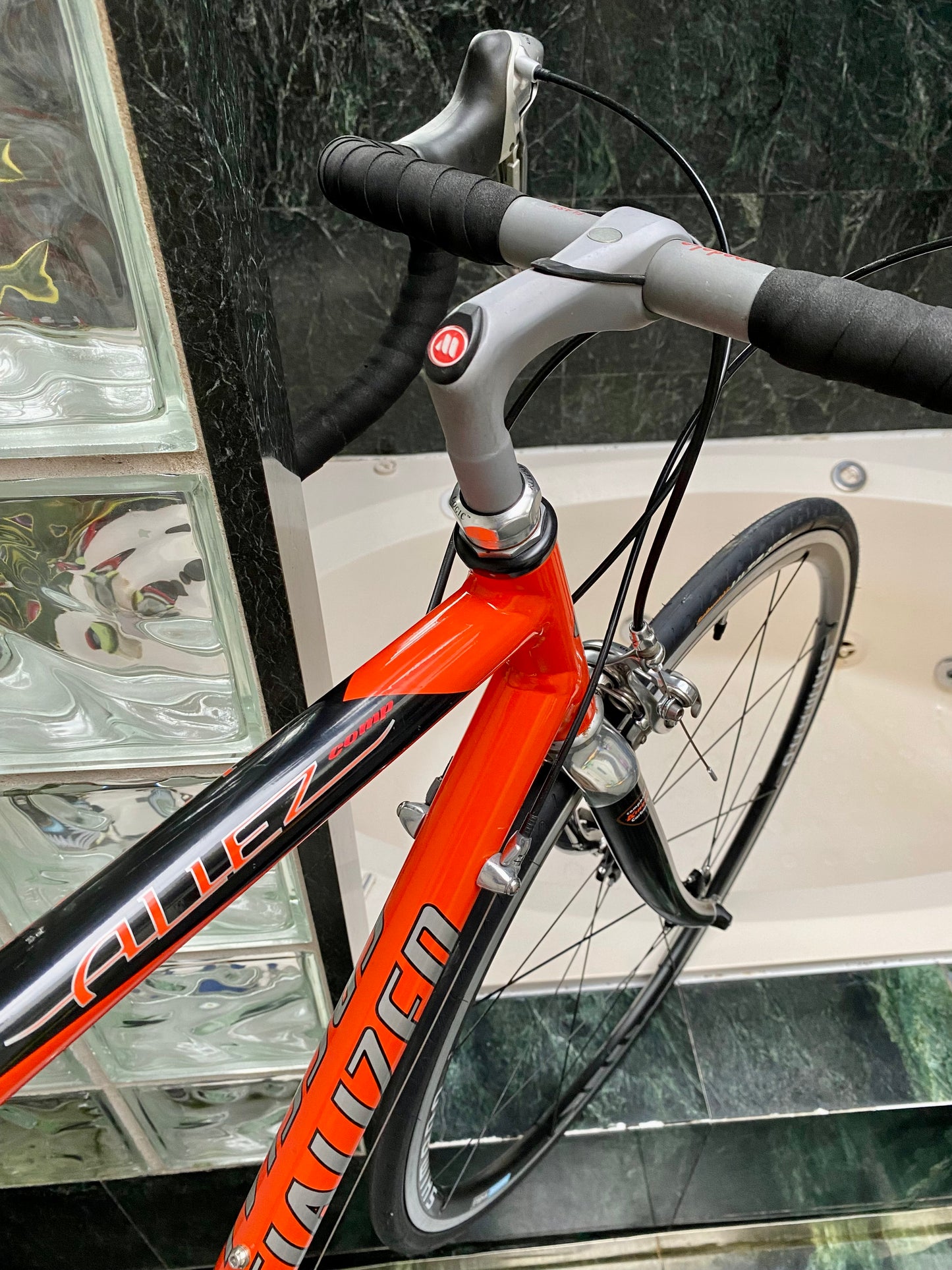 (SIZE 56cm) LATE-1990's SPECIALIZED ALLEZ COMP ROAD BIKE - SHIMANO ULTEGRA