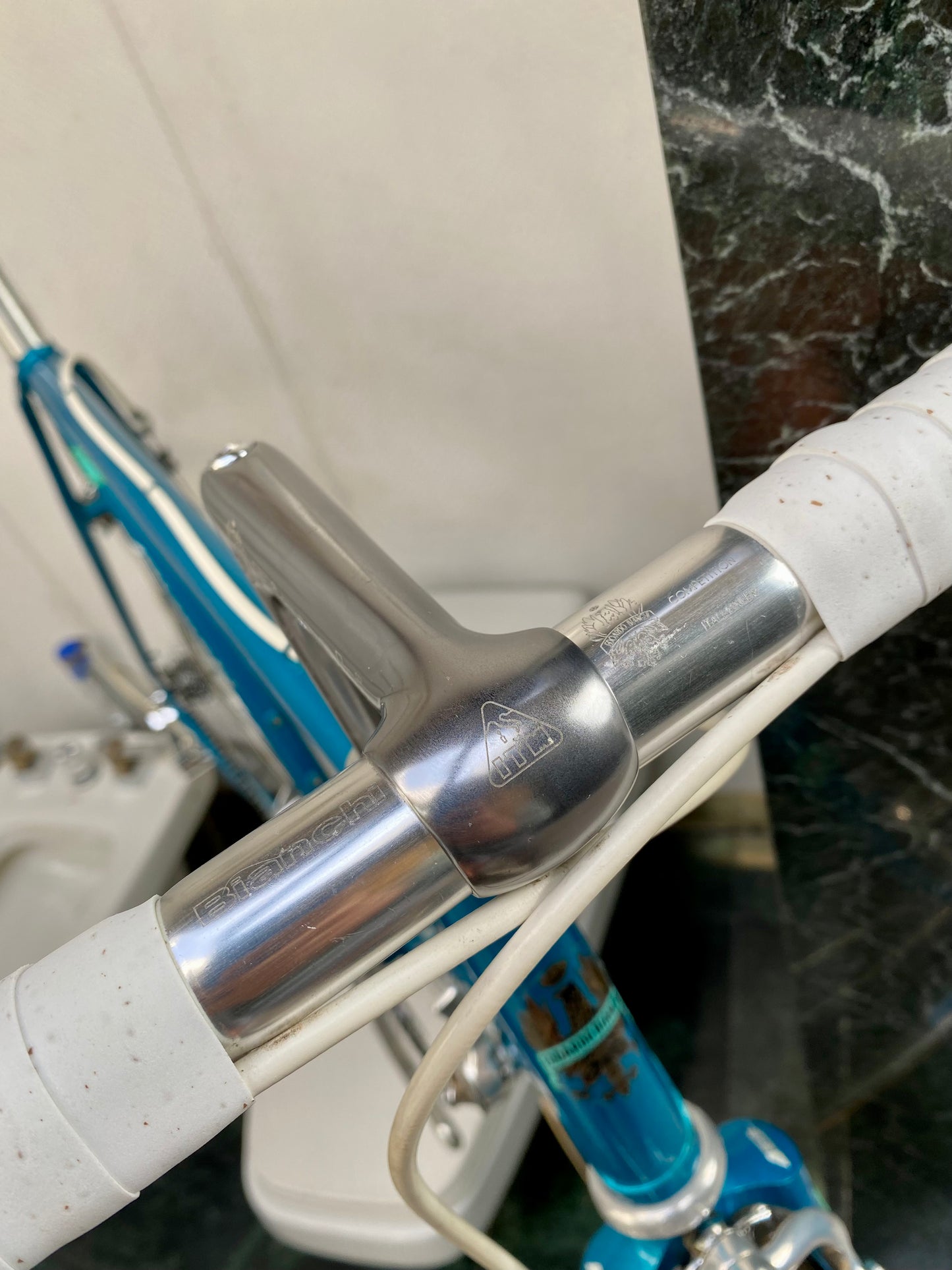 (SIZE 54cm) 1980's BIANCHI ROAD BIKE - CAMPAGNOLO