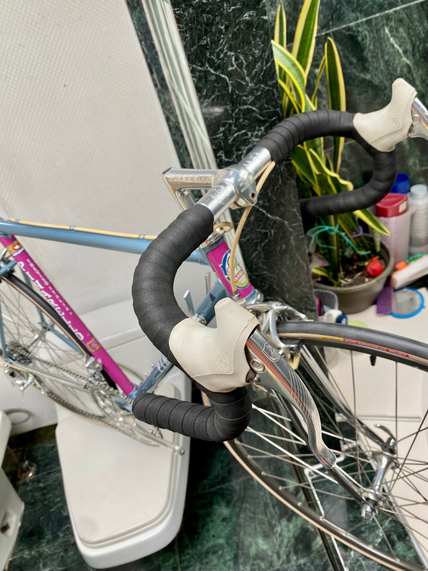 (SIZE 52cm) 1980's PINARELLO ROAD BIKE - CAMPAGNOLO CHORUS - LIKE NEW