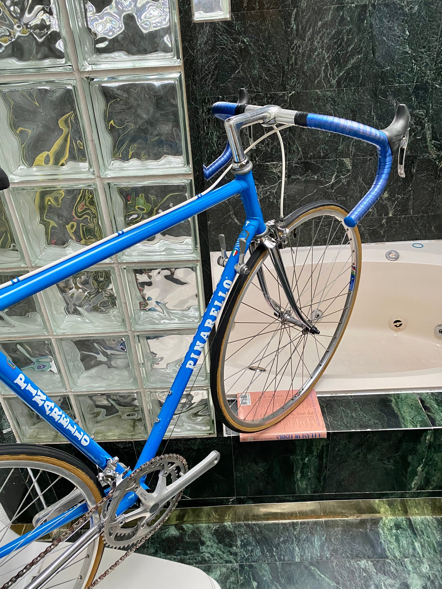 (SIZE 56cm) 1980's PINARELLO ROAD BIKE - EXCELLENT CONDITION