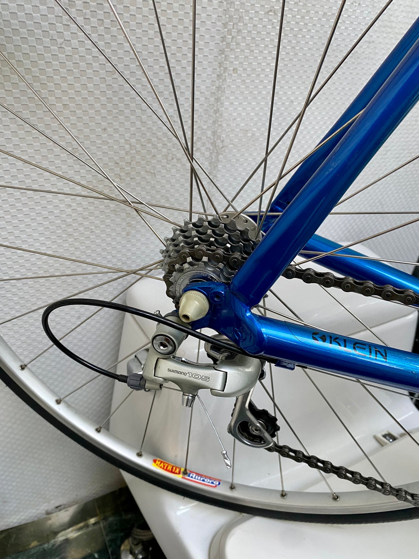 (SIZE 56cm) 1990's KLEIN STAGE COMP ROAD BIKE - SHIMANO 105