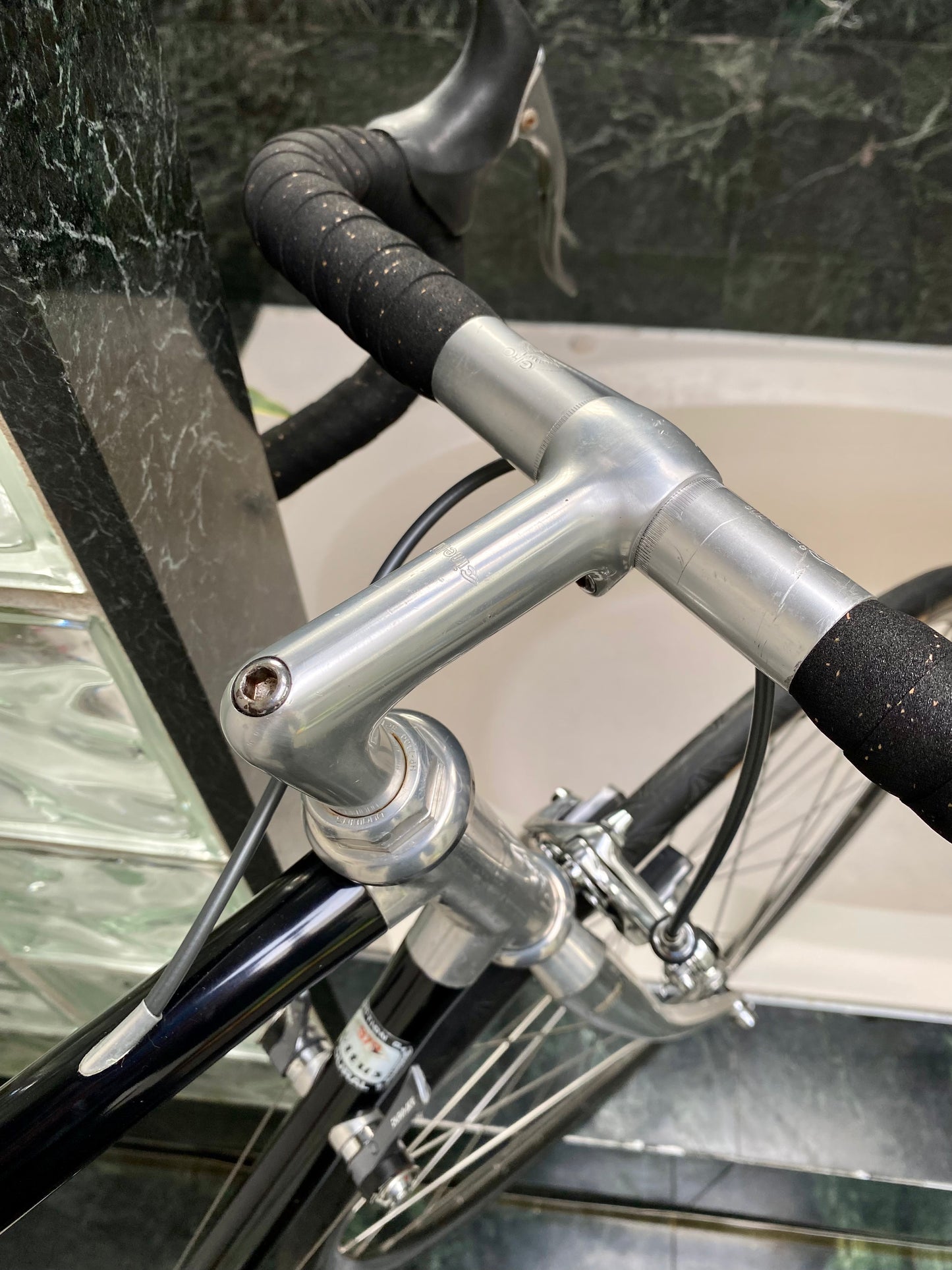 (SIZE 56cm) 1980's VITUS 979 ROAD BIKE - SHIMANO DURA ACE