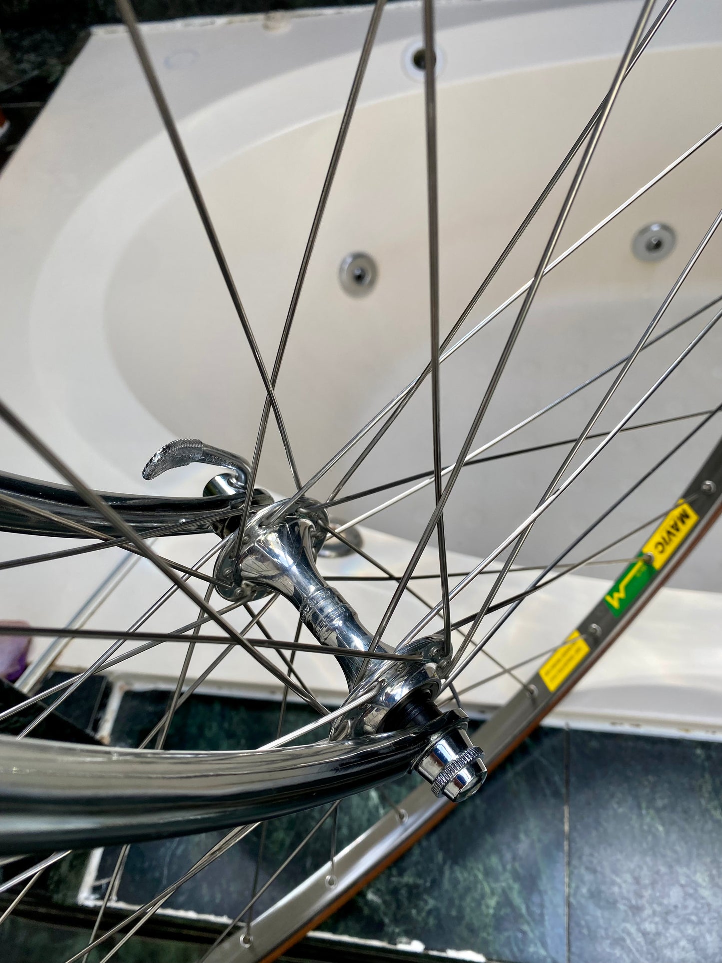 (SIZE 54cm) EARLY-1990's CUSTOM CRAMEROTTI ROAD BIKE - CAMPAGNOLO CHORUS - SPOTLESS