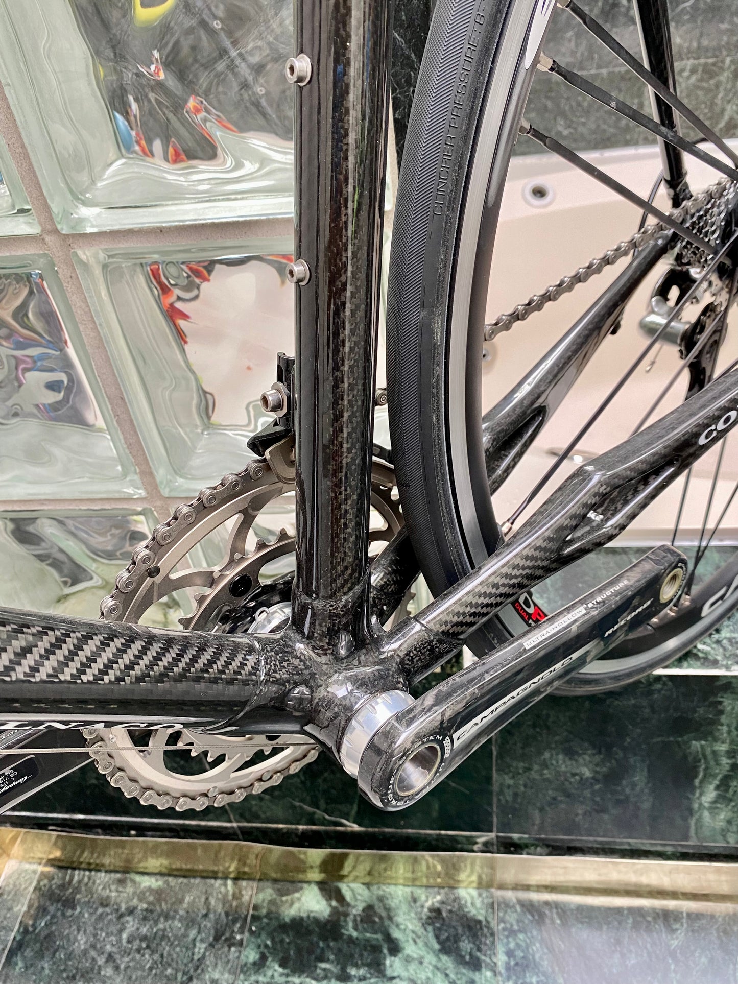 (SIZE 56cm) CLASSIC COLNAGO C50 ROAD BIKE - CAMPAGNOLO RECORD - LIKE NEW / SPOTLESS