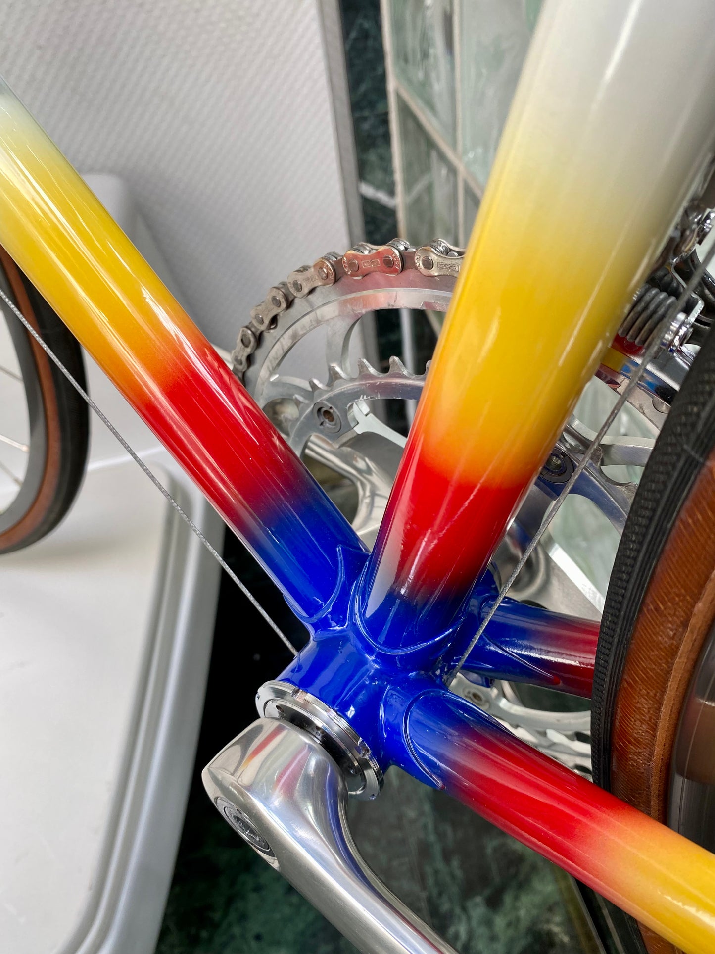 (SIZE 54cm) EARLY-1990's CUSTOM CRAMEROTTI ROAD BIKE - CAMPAGNOLO CHORUS - SPOTLESS