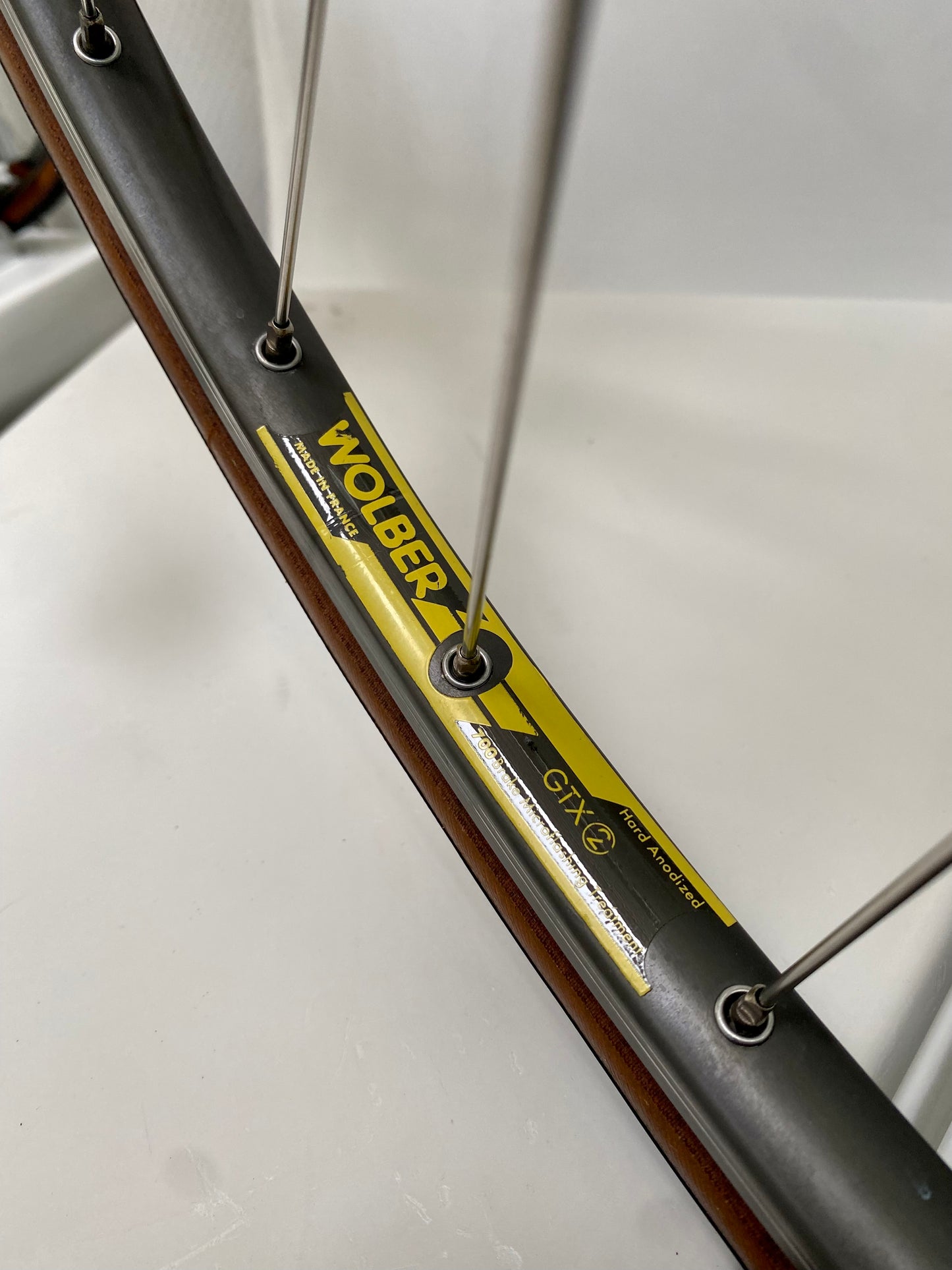 (SIZE 56cm) 1980's CANNONDALE "ATHENA" ROAD BIKE - CAMPAGNOLO ATHENA