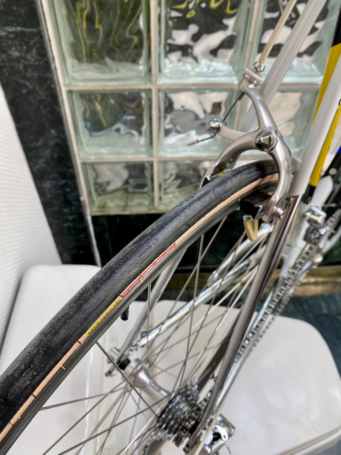 (SIZE 56cm) 1980's CONCORDE GAVINA ROAD BIKE - CAMPAGNOLO CHORUS - SPOTLESS