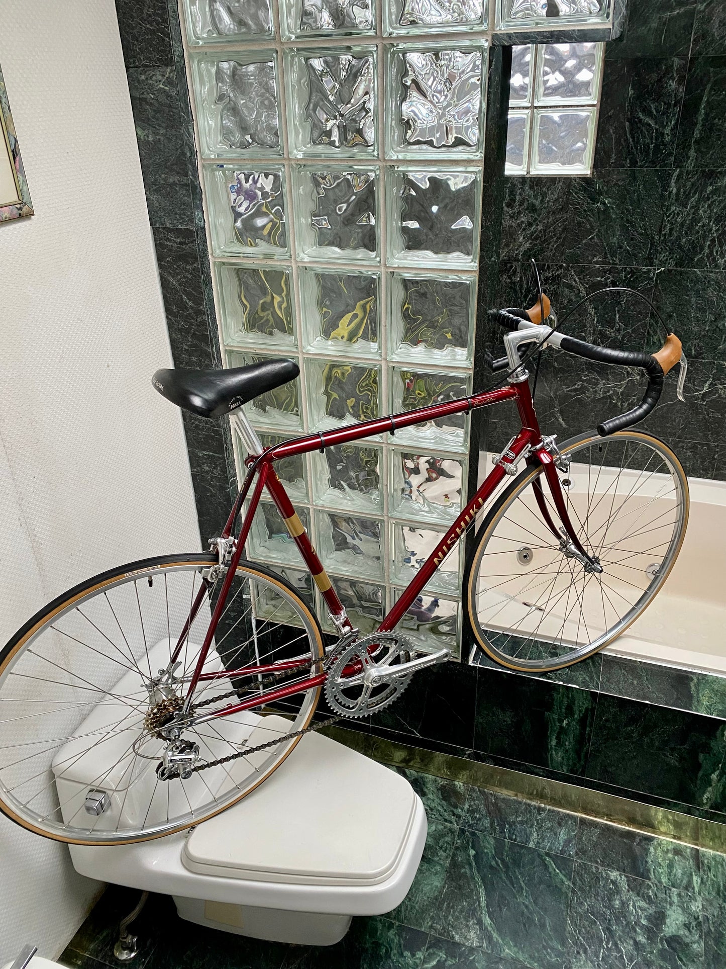 (SIZE 56cm) 1980's NISHIKI COMPETITION ROAD BIKE - LIKE NEW