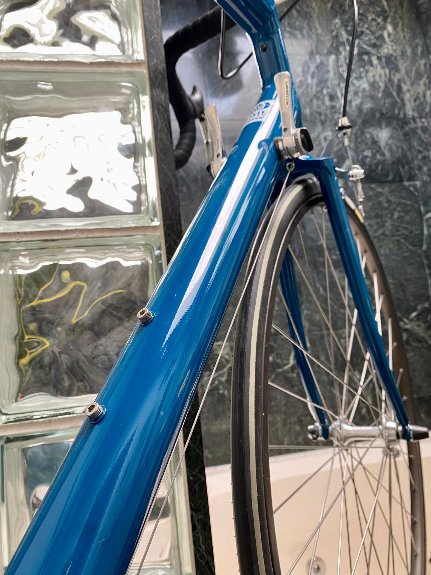 (SIZE 60cm) 1980's CANNONDALE ROAD BIKE - FULL REFURBISHED