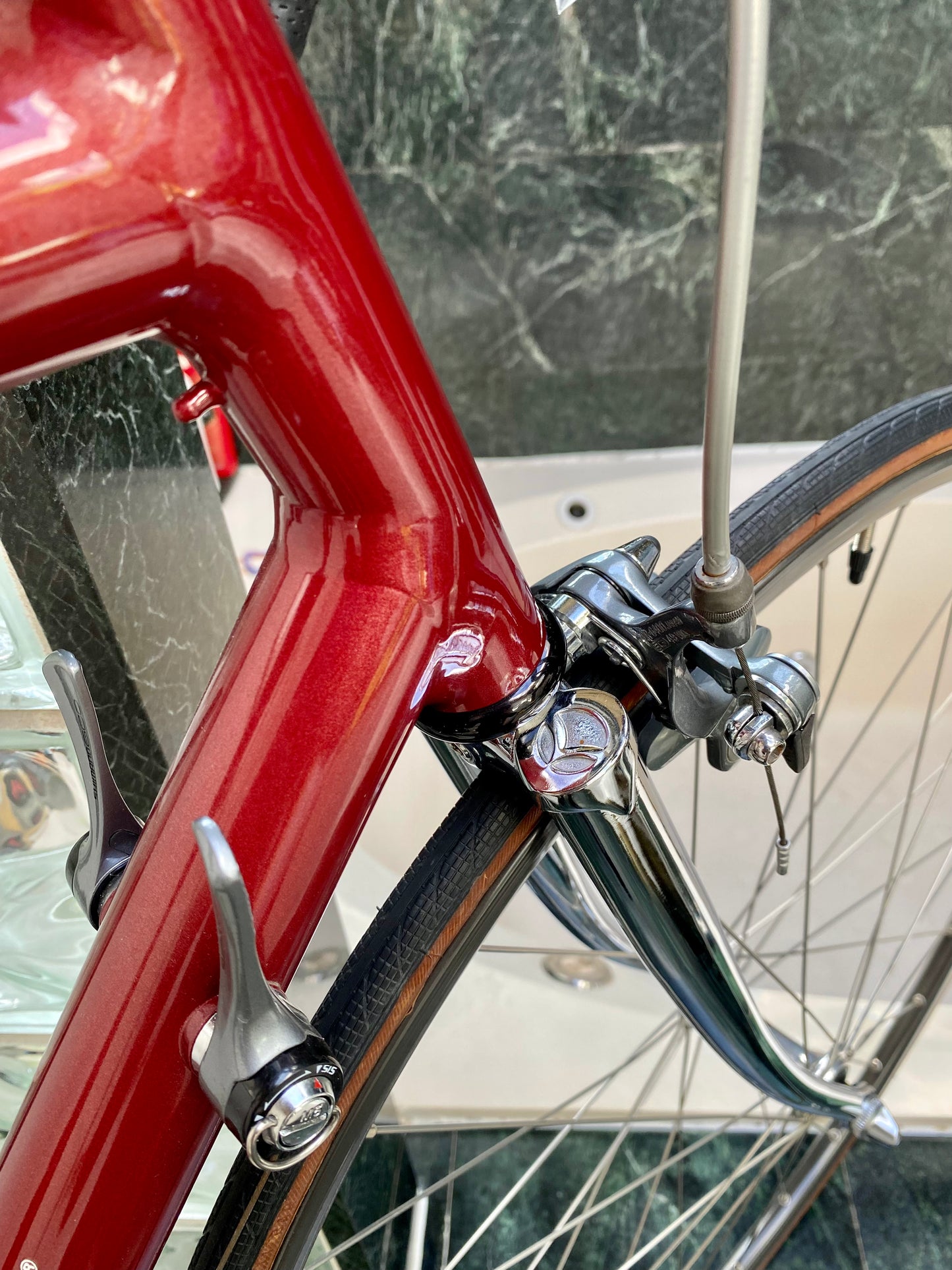 (SIZE 56cm) 1980's KLEIN QUANTUM ROAD BIKE - SHIMANO 600 - SPOTLESS - RARE