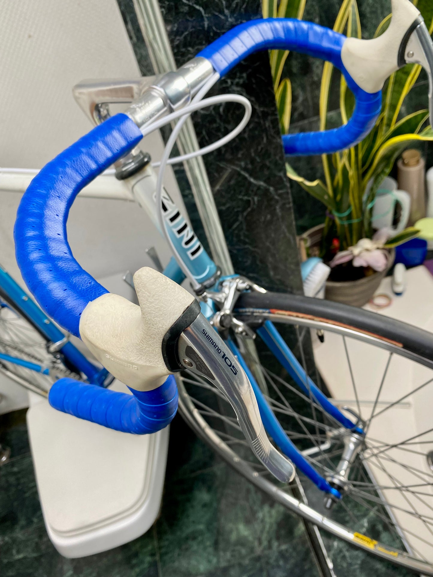 (SIZE 56cm) 1980's ZINI ROAD BIKE - SHIMANO 105 - REYNOLDS STEEL