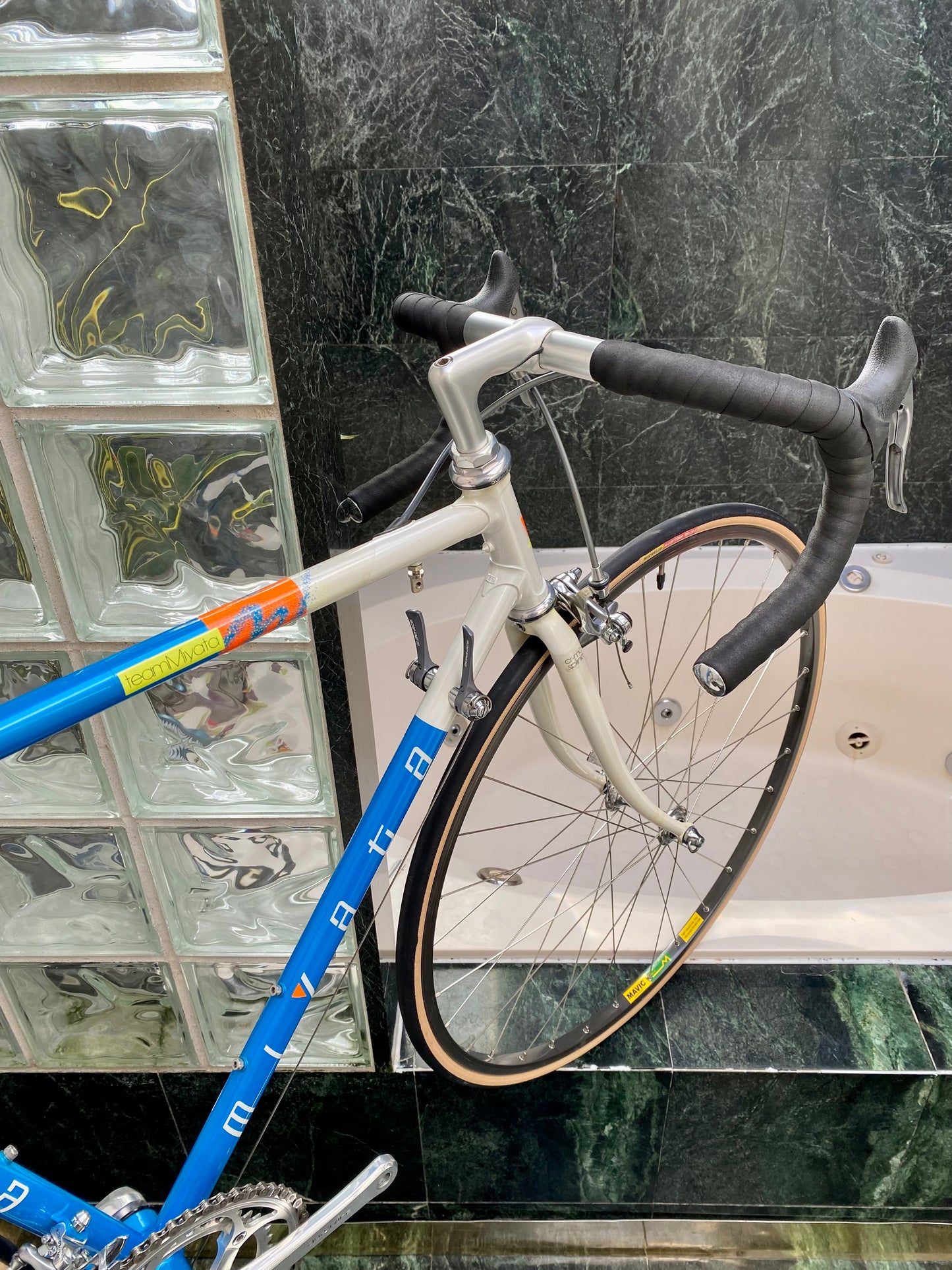 (SIZE 53.5cm) LATE-1980's TEAM MIYATA ROAD BIKE - SHIMANO DURA ACE - SPOTLESS