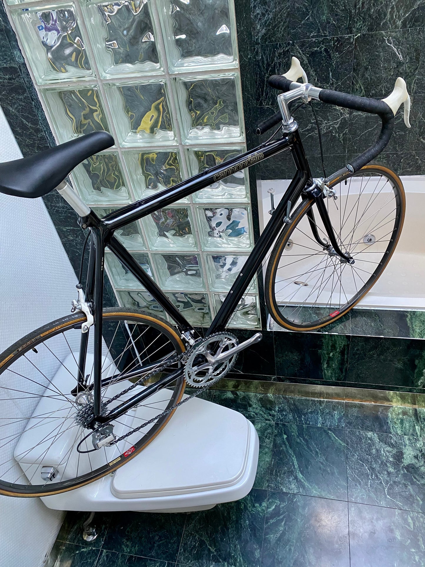 (SIZE 63cm) 1980's CANNONDALE SR 800 ROAD BIKE - SUNTOUR SUPERBE PRO - WOW!