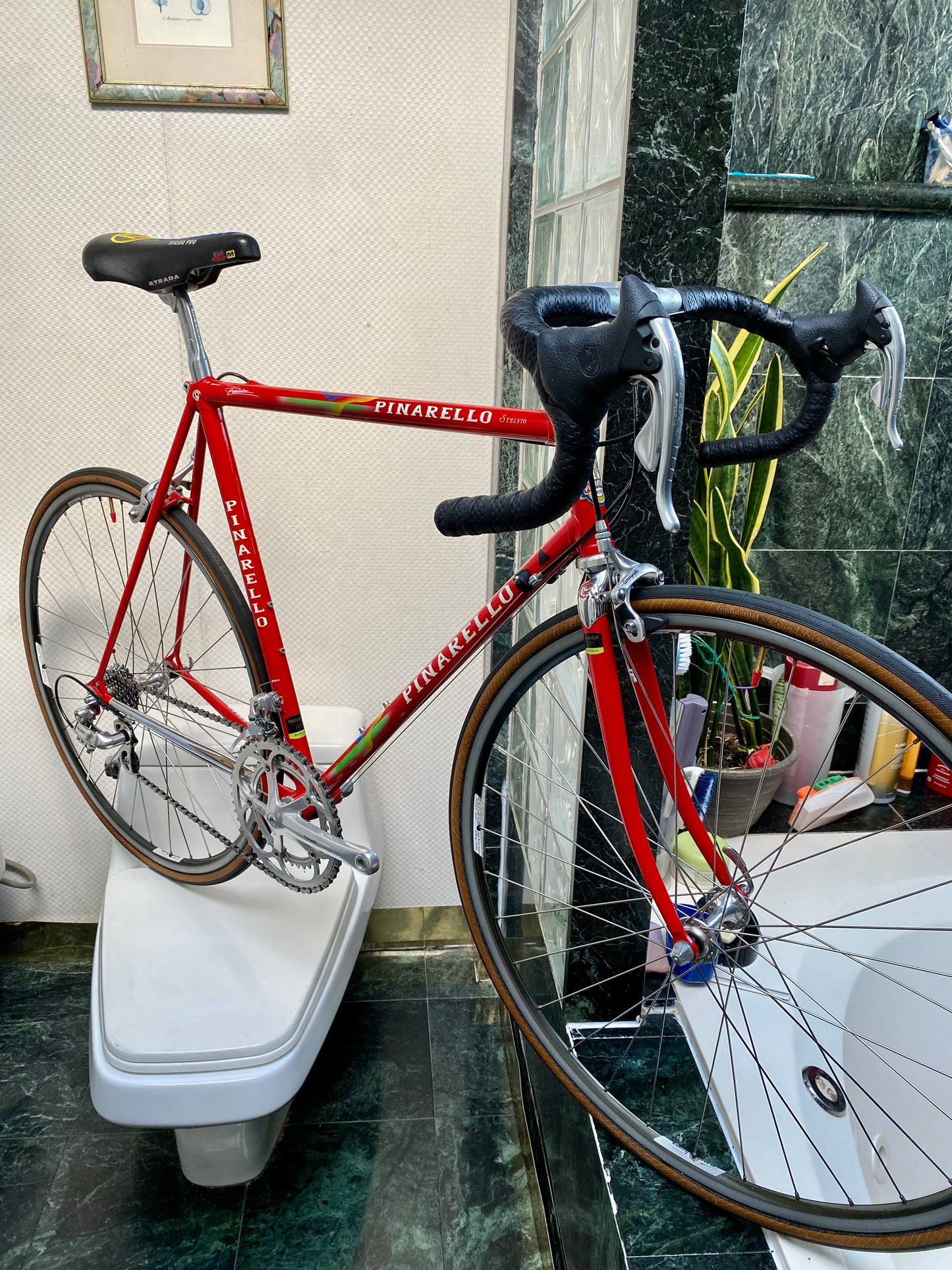 (SIZE 56cm) 1990's PINARELLO STELVIO ROAD BIKE - CAMPAGNOLO - SPOTLESS / LIKE NEW