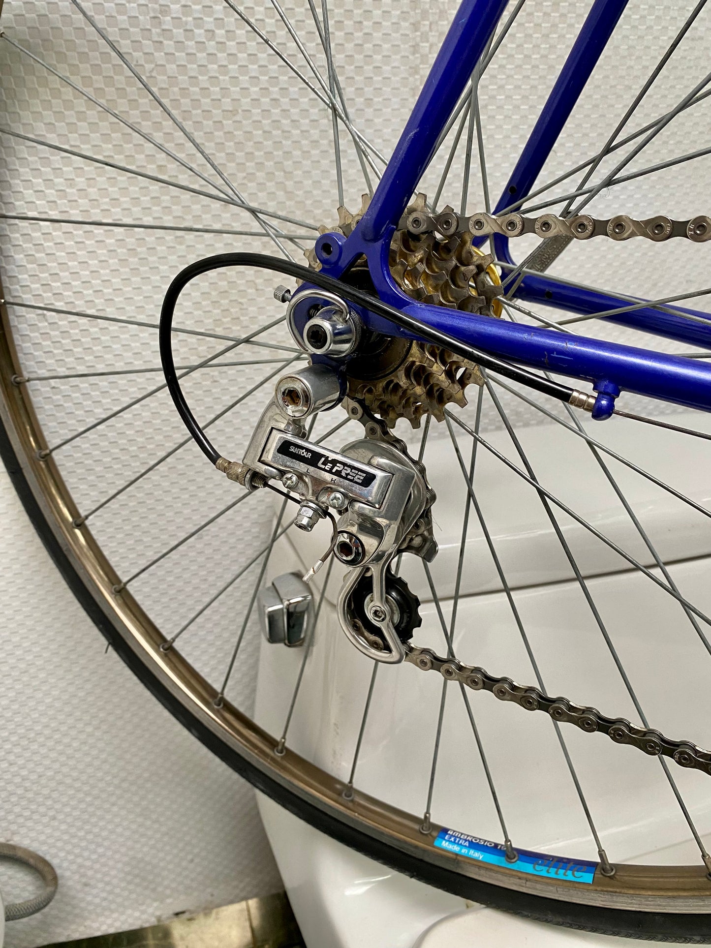 (SIZE 56cm) 1980's MIELE ROAD BIKE - GOLD & BLUE!