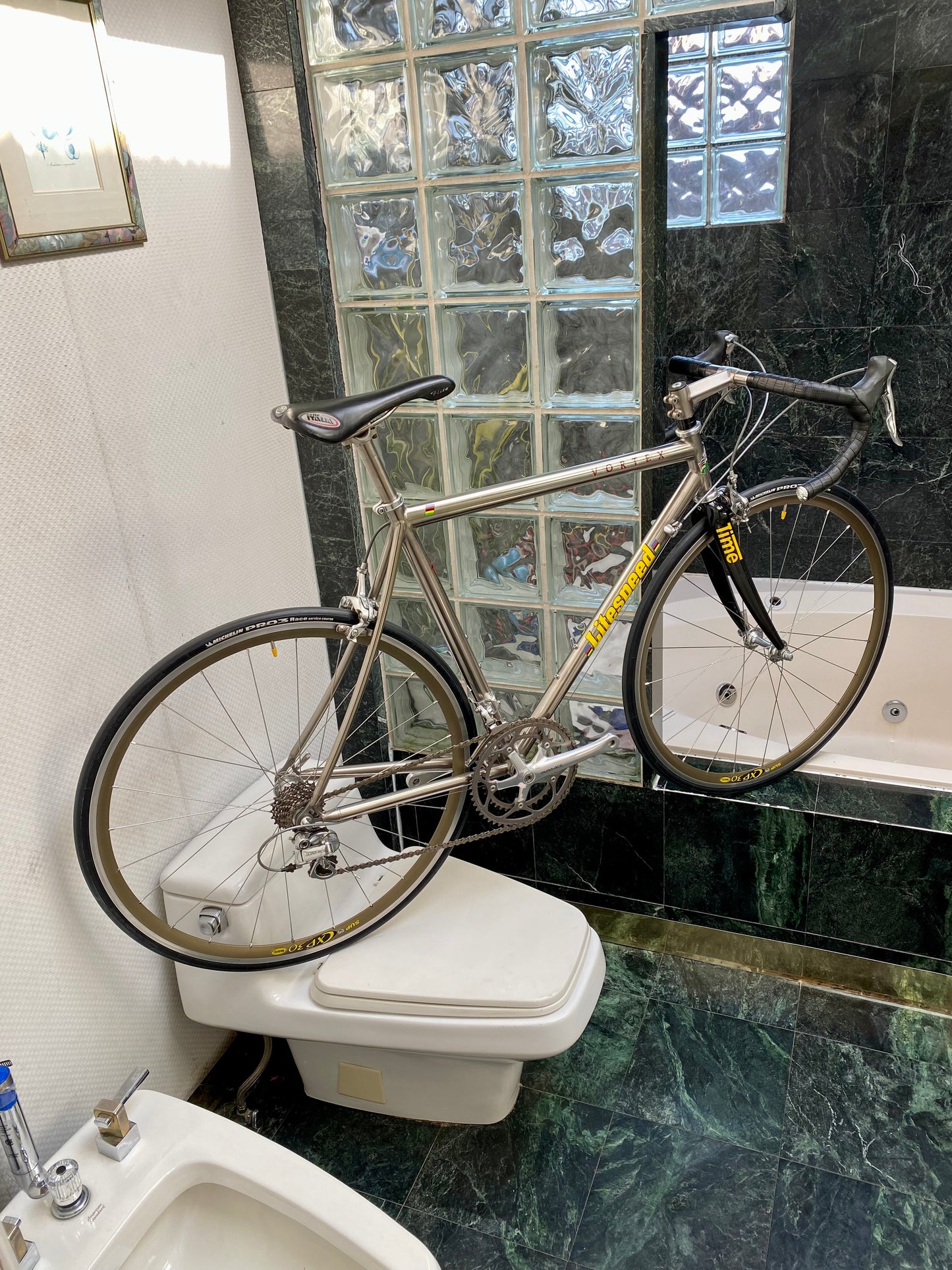 (SIZE 55cm) LATE-1990's LITESPEED VORTEX TITANIUM ROAD BIKE - SHIMANO DURA ACE - LIKE NEW