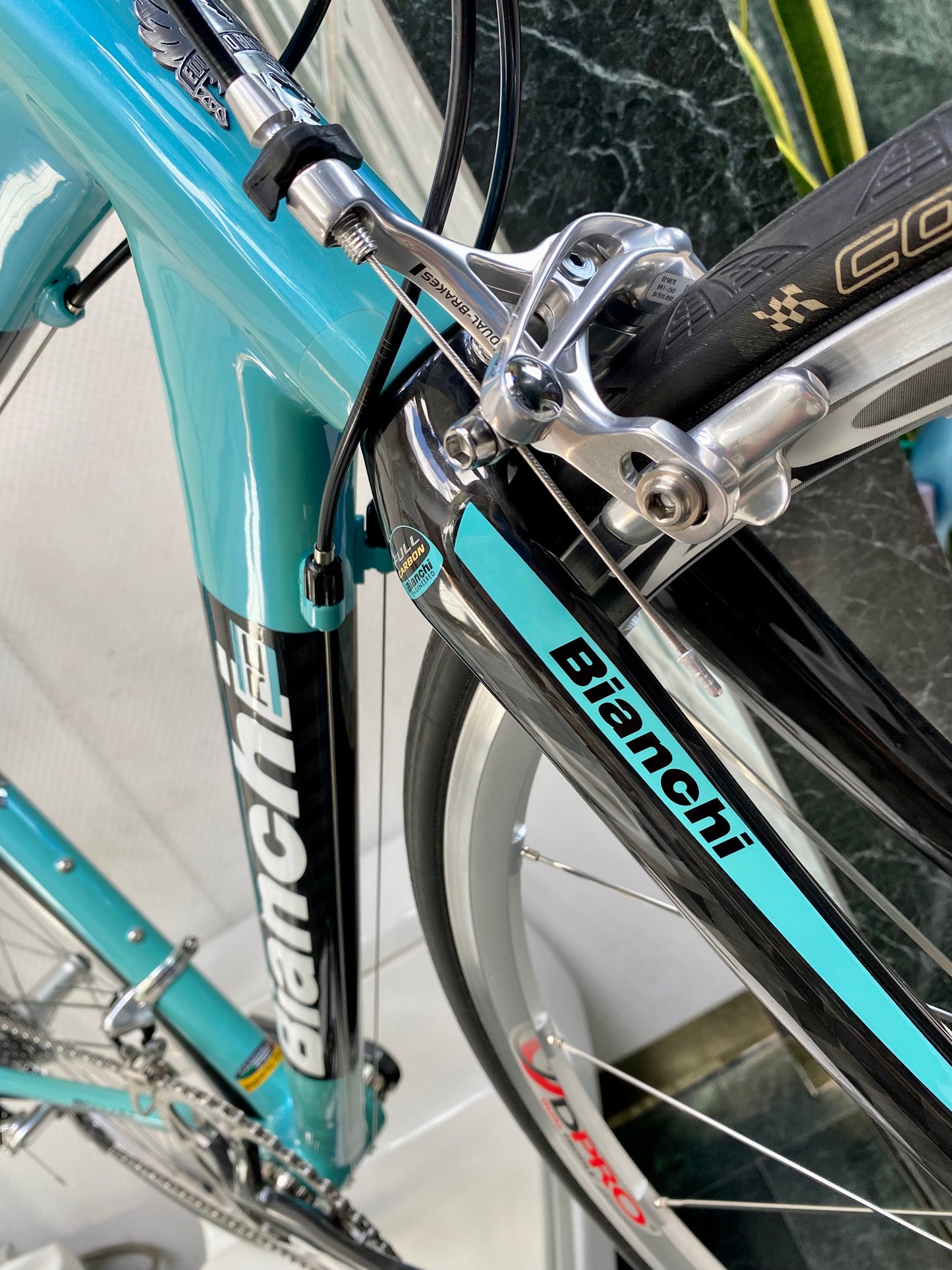 (SIZE 54cm) CLASSIC BIANCHI 928 T-CUBE ROAD BIKE - CELESTE - CAMPAGNOLO CHORUS