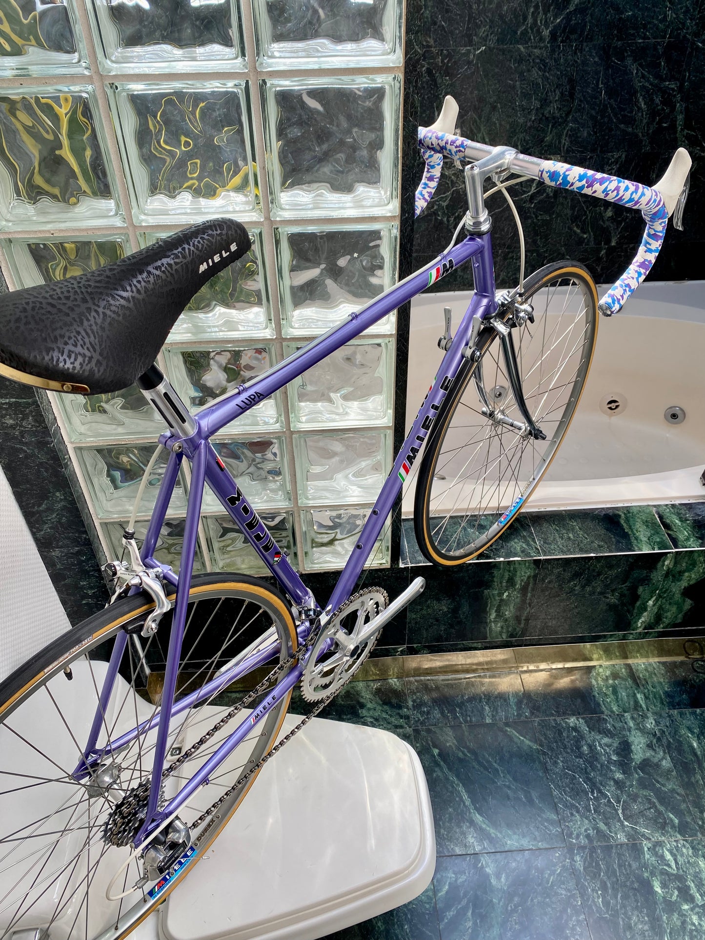 (SIZE 56cm) NOS / NEW 1980's MIELE ROAD BIKE - SHIMANO 105