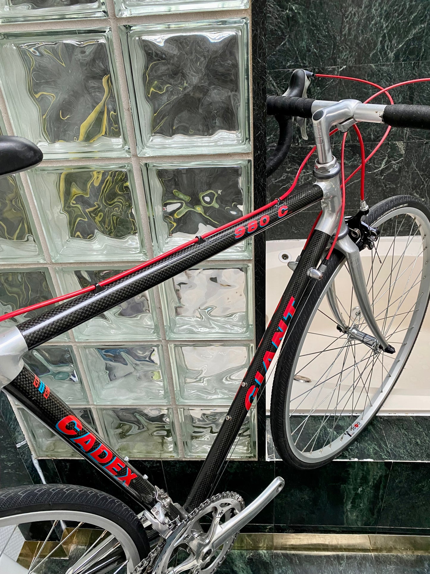 (SIZE 54cm) 1990's GIANT CARBON ROAD BIKE
