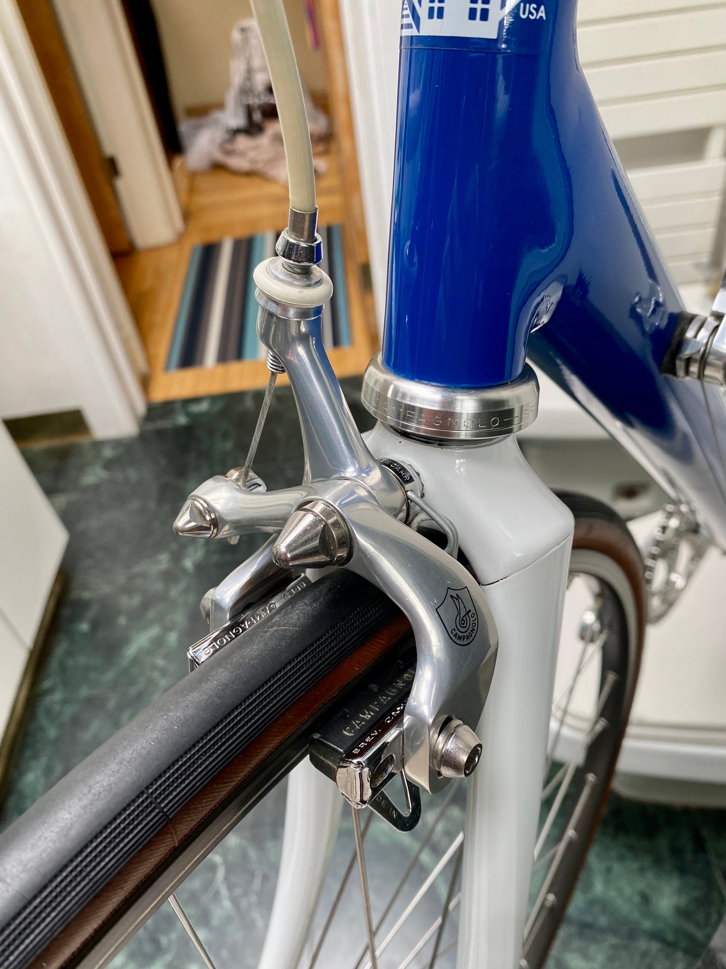 (SIZE 56cm) 1980's CANNONDALE "ATHENA" ROAD BIKE - CAMPAGNOLO ATHENA