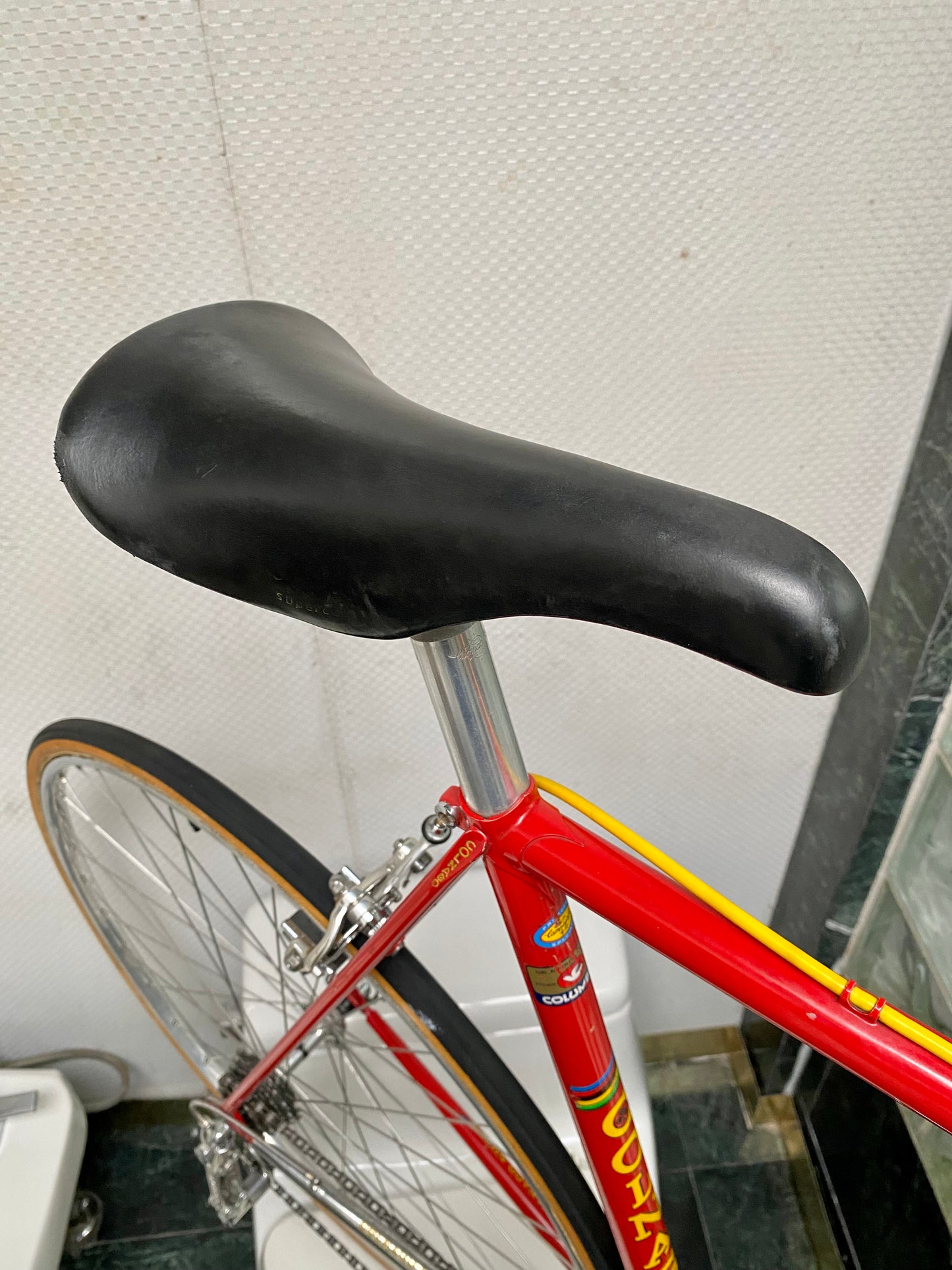 (SIZE 57cm) 1970's COLNAGO SUPER ROAD BIKE - CAMPAGNOLO - BEAUTIFUL