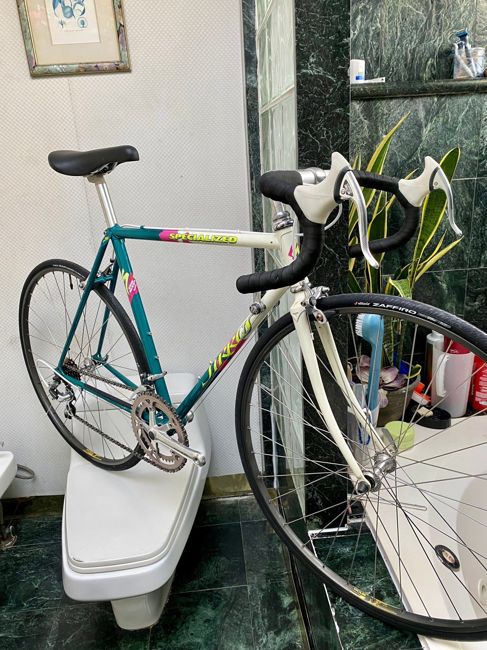 Specialized sirrus best sale shimano 105