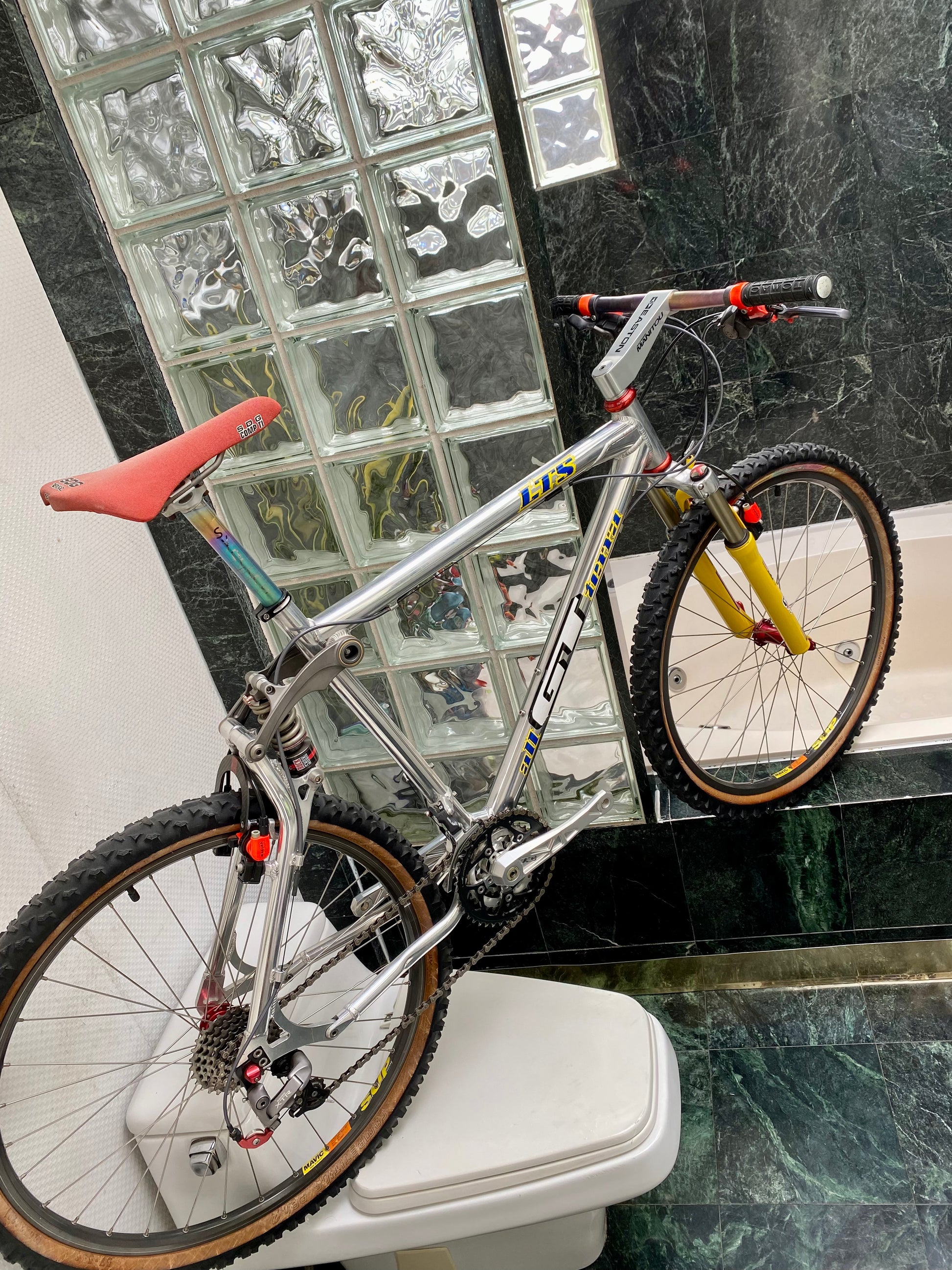 Gt lts mountain bike deals