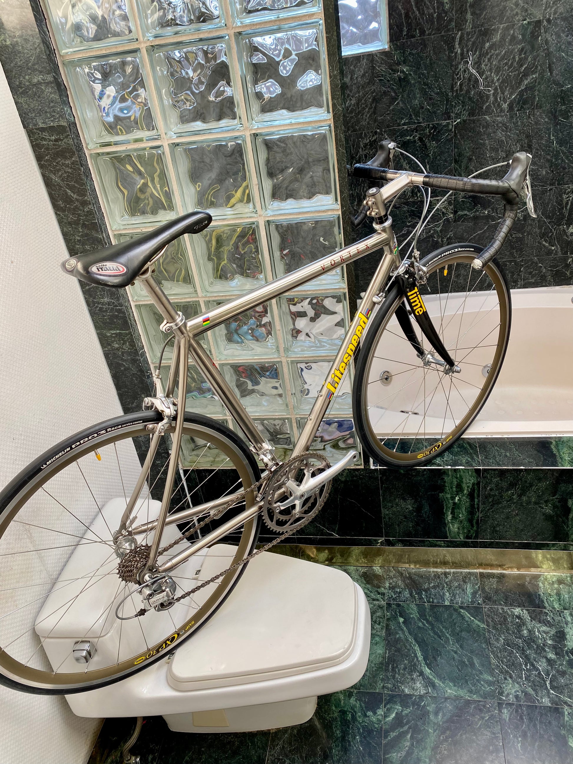 Litespeed classic titanium road bike hotsell