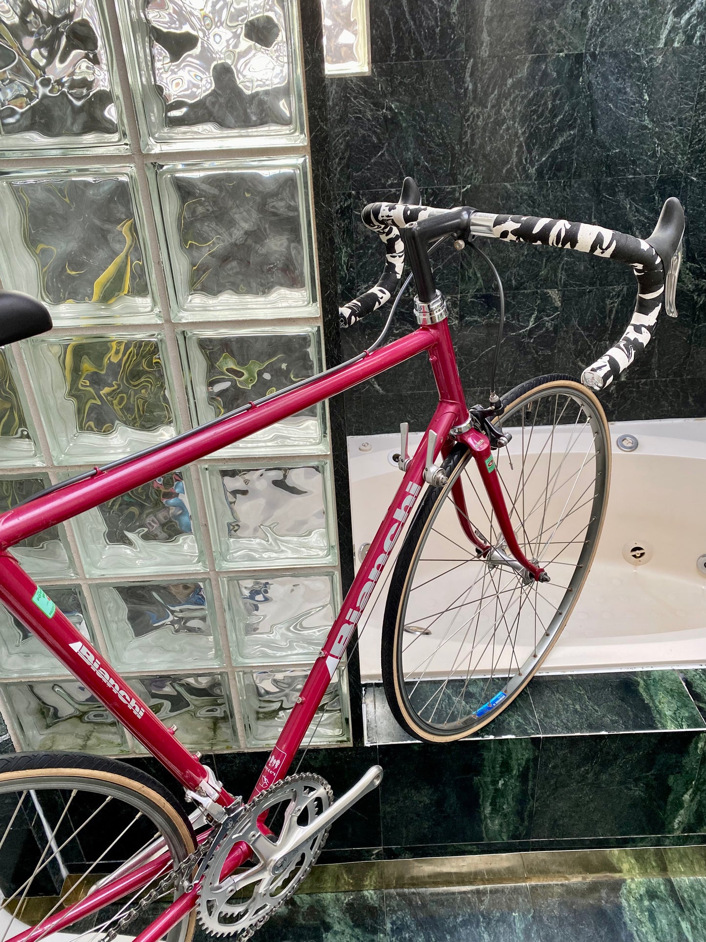 Pink bianchi whelen bike