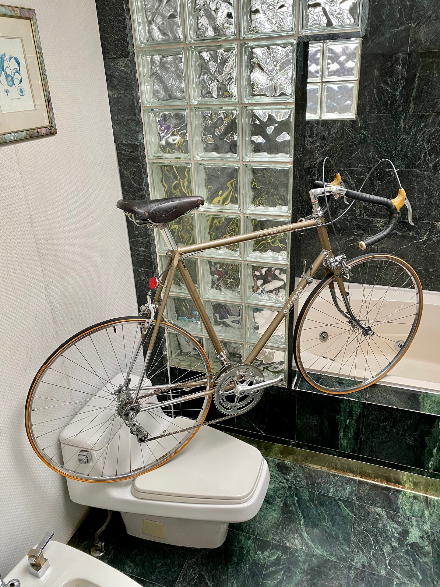 SIZE 60cm EARLY 1970 s RALEIGH INTERNATIONAL ROAD BIKE CAMPAGNOLO NUOVO RECORD