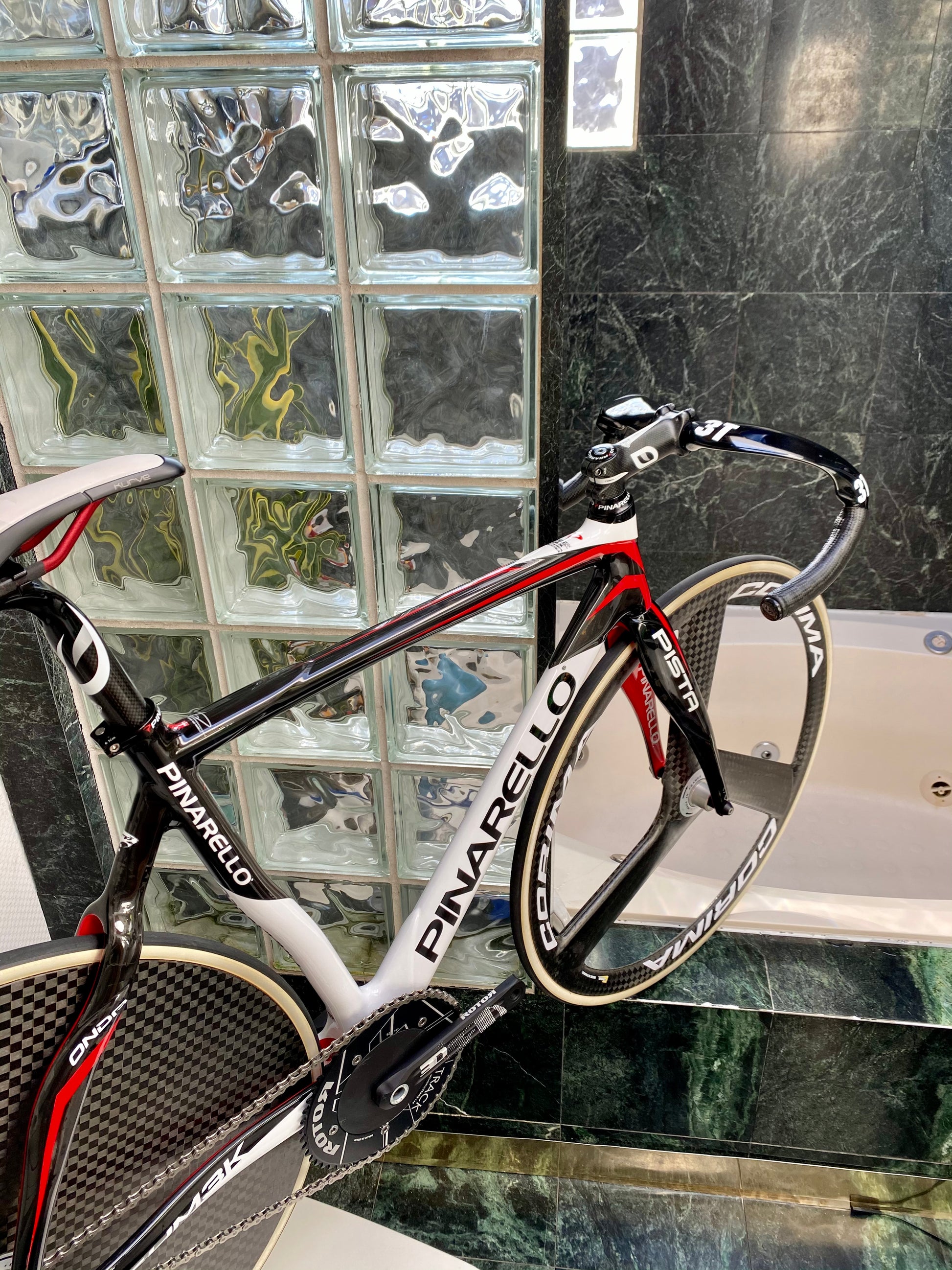 Pinarello discount track frame