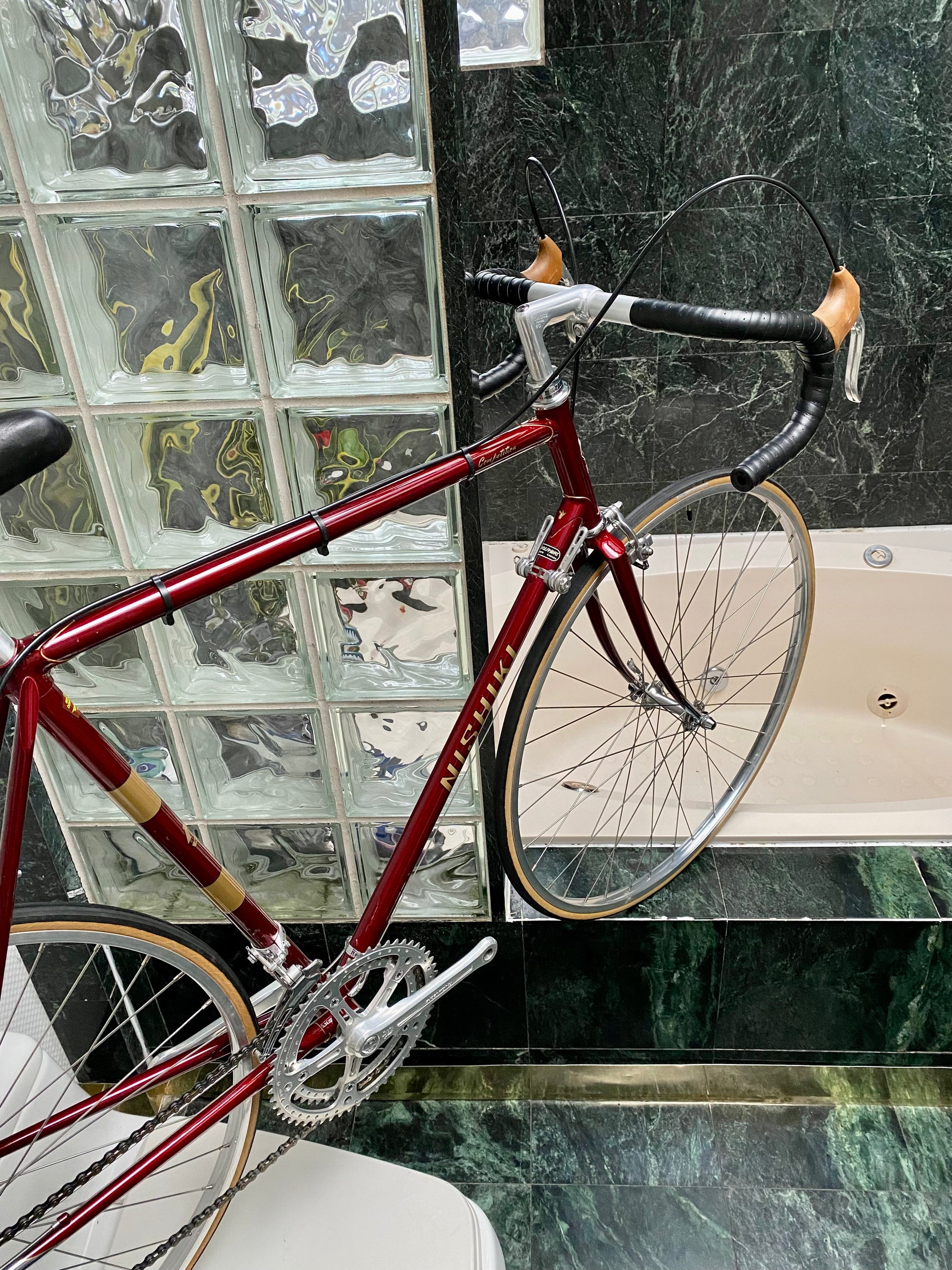 SIZE 56cm 1980 s NISHIKI COMPETITION ROAD BIKE LIKE NEW