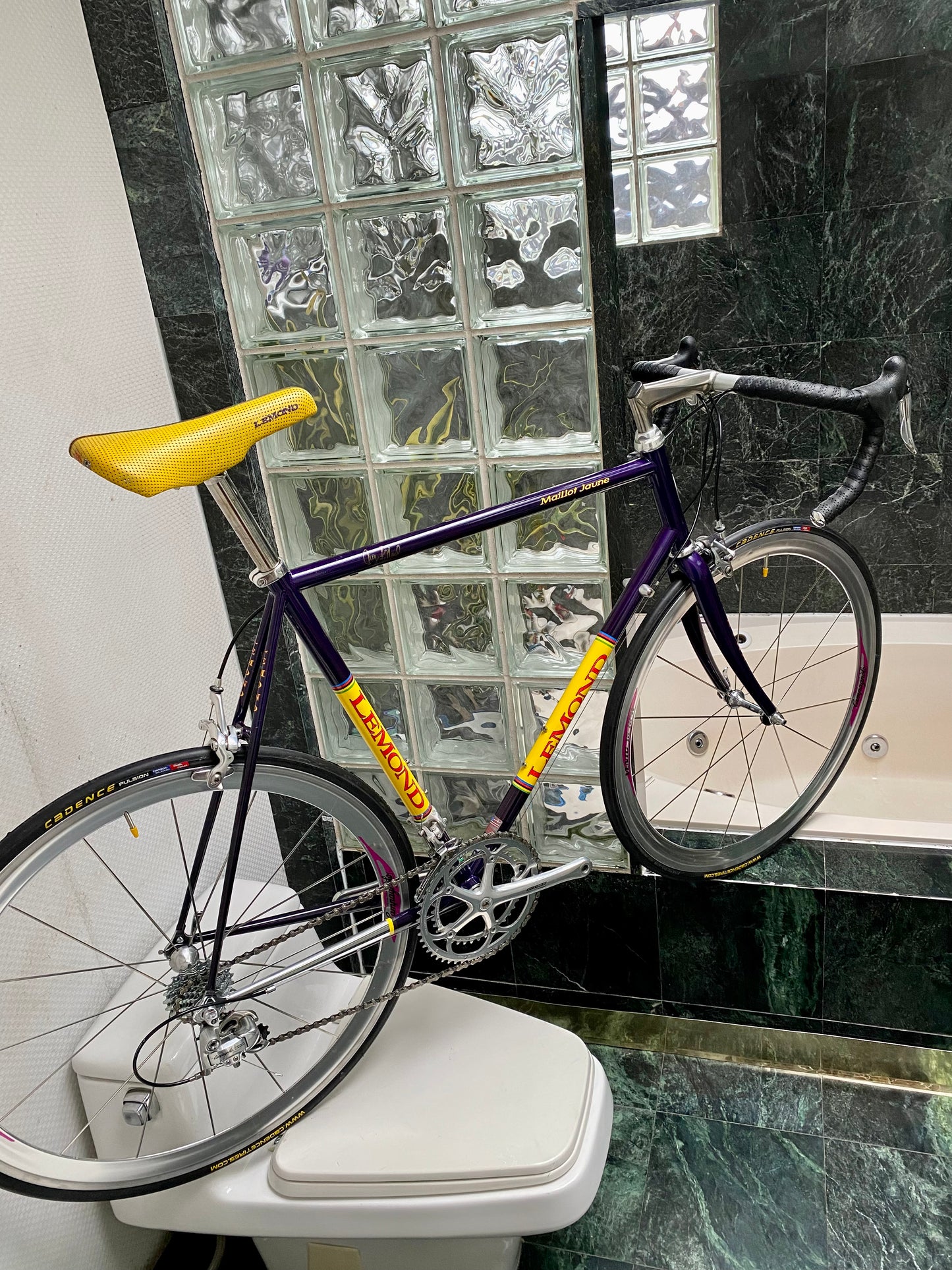 (SIZE 60cm) 1990's LEMOND MAILLOT JAUNE STEEL ROAD BIKE - CAMPAGNOLO CHORUS