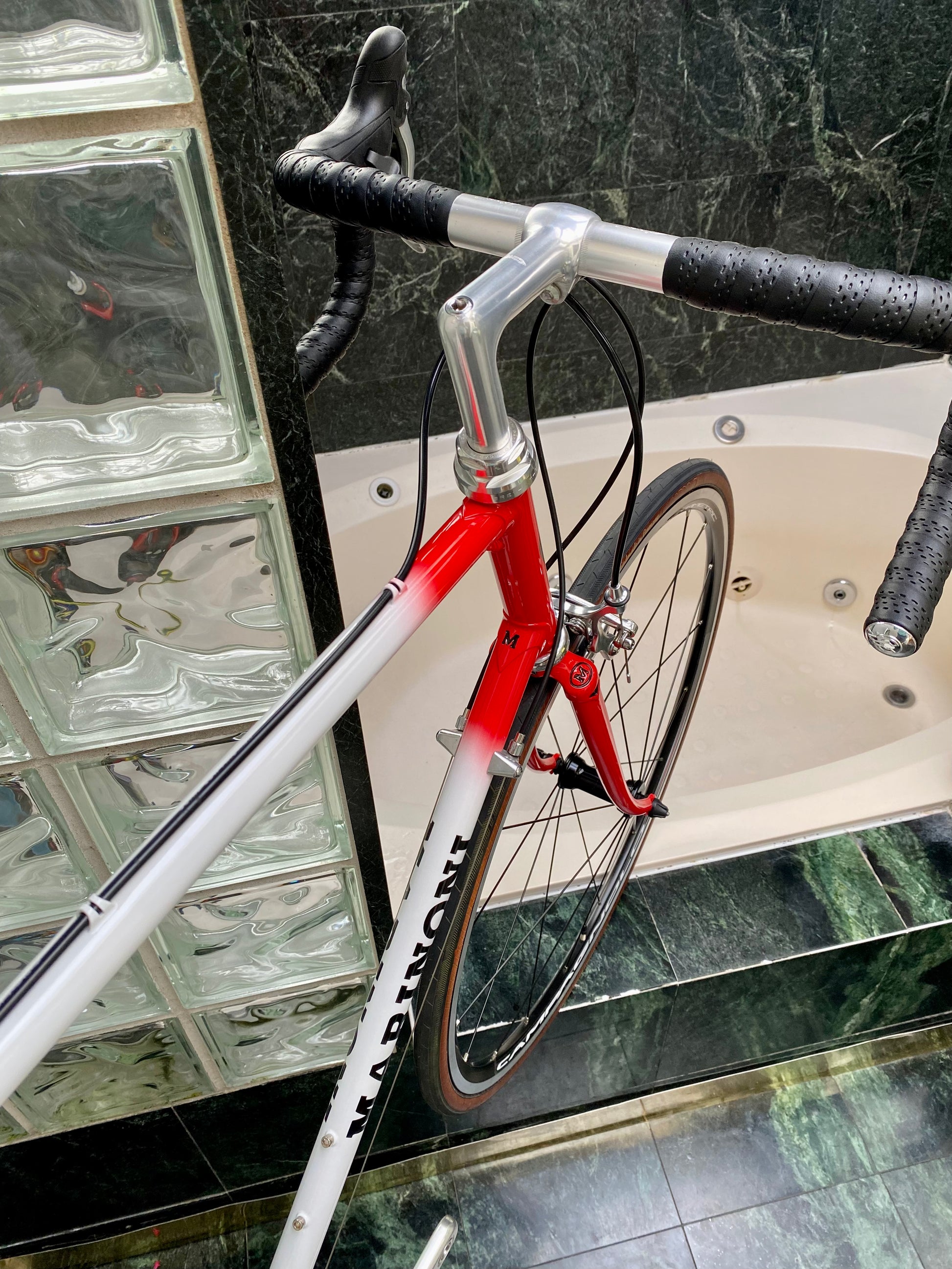 Size 60 road shop bike